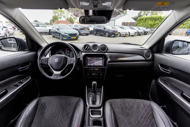 Suzuki Vitara view 6
