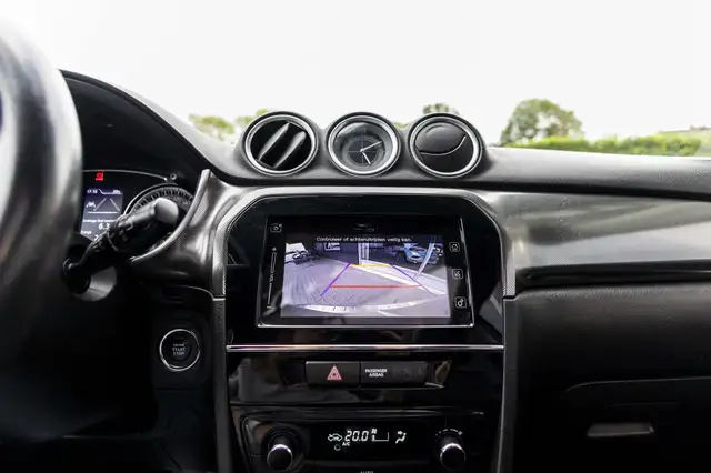Suzuki Vitara view 24