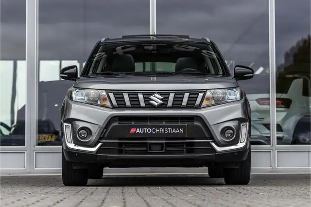 Suzuki Vitara view 3