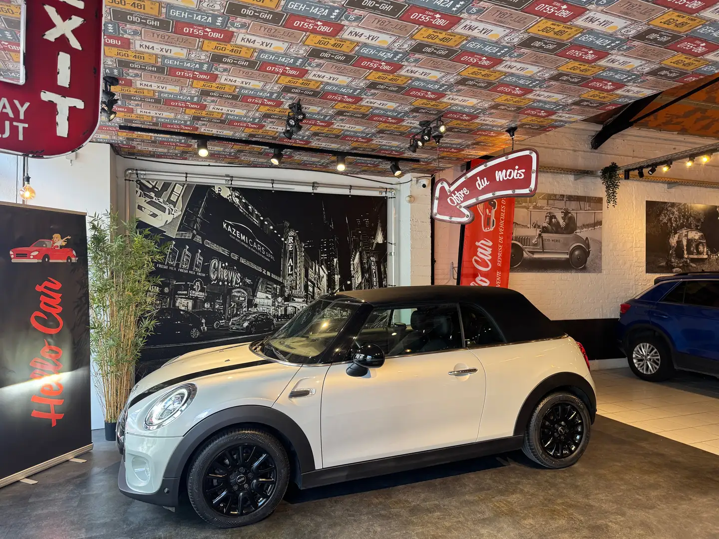 MINI Cooper Cabrio Mini Cabriolet 1.5A Cooper * AUTO * CUIRS * LEDS Grijs - 1