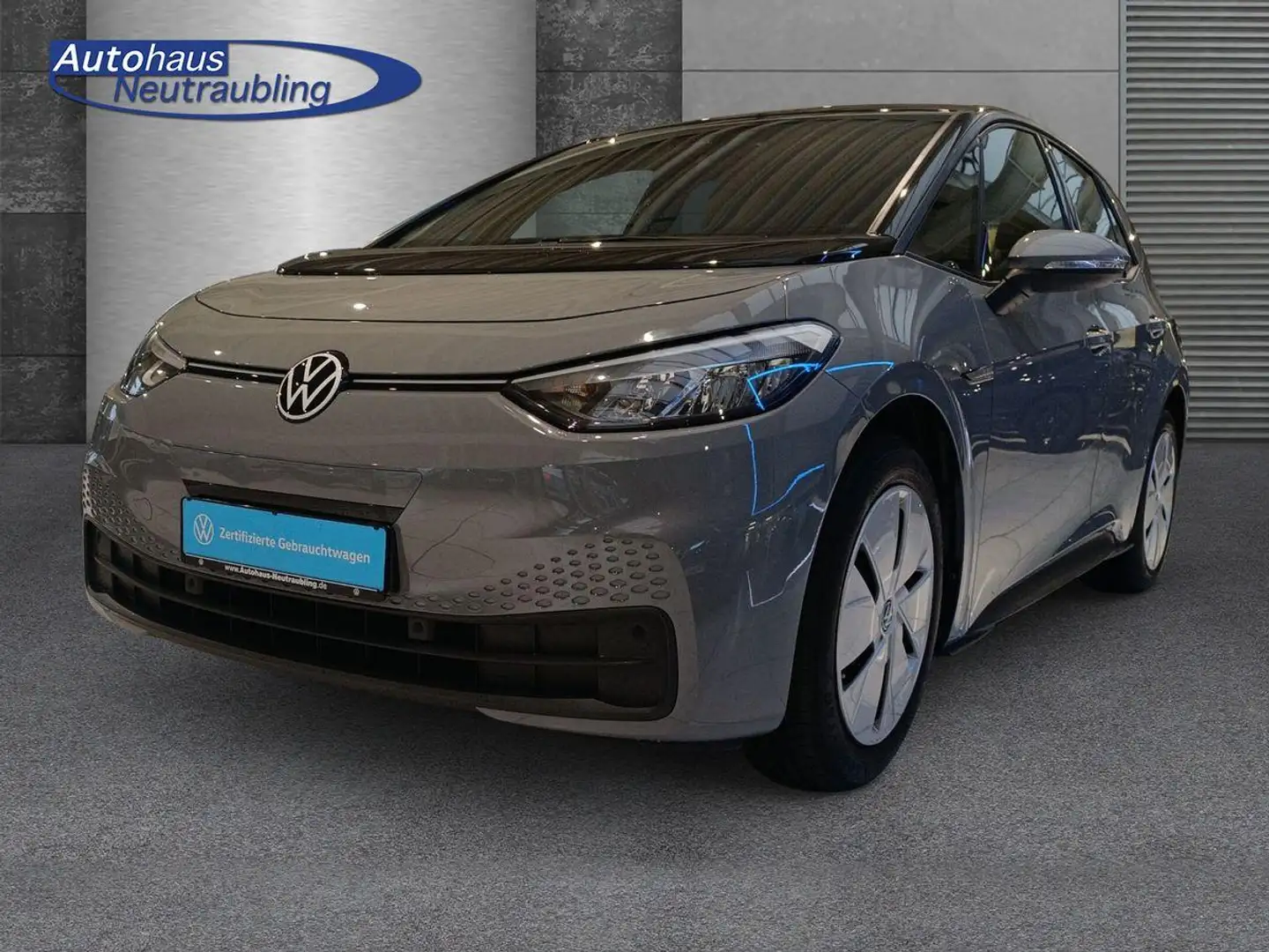 Volkswagen ID.3 45 KWh "PURE PERFORMANCE" 150 PS DSG+KLIMA+NAVI+PD Grau - 2