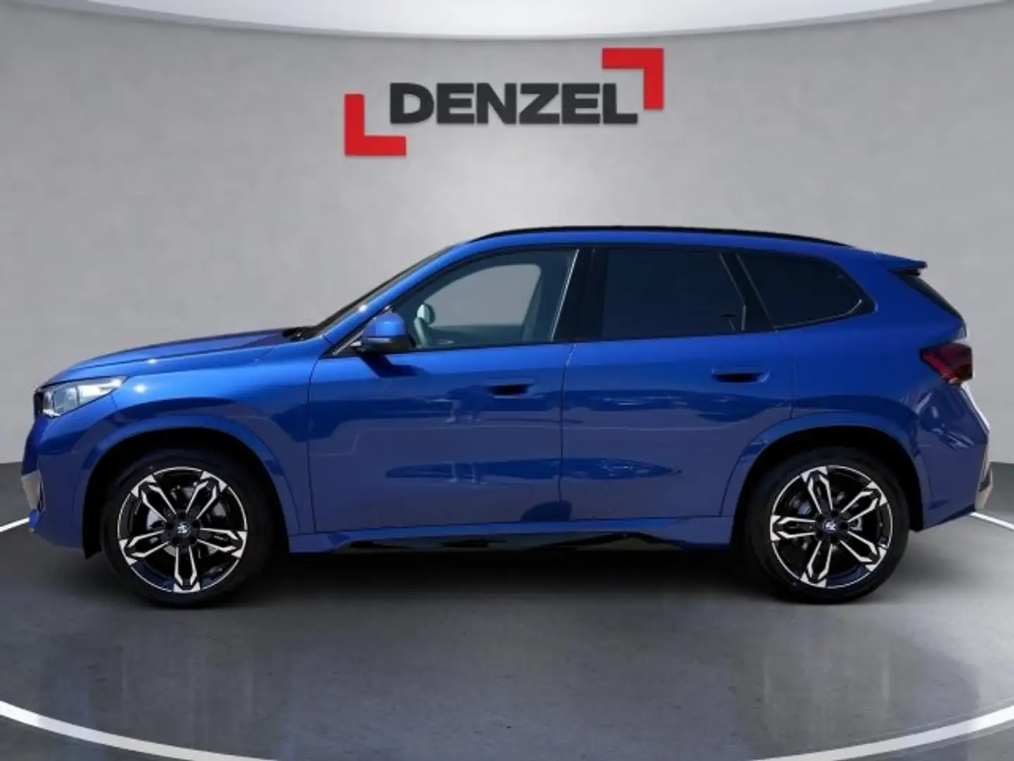 BMW iX1 eDrive20 U11 HB0 Blau - 2