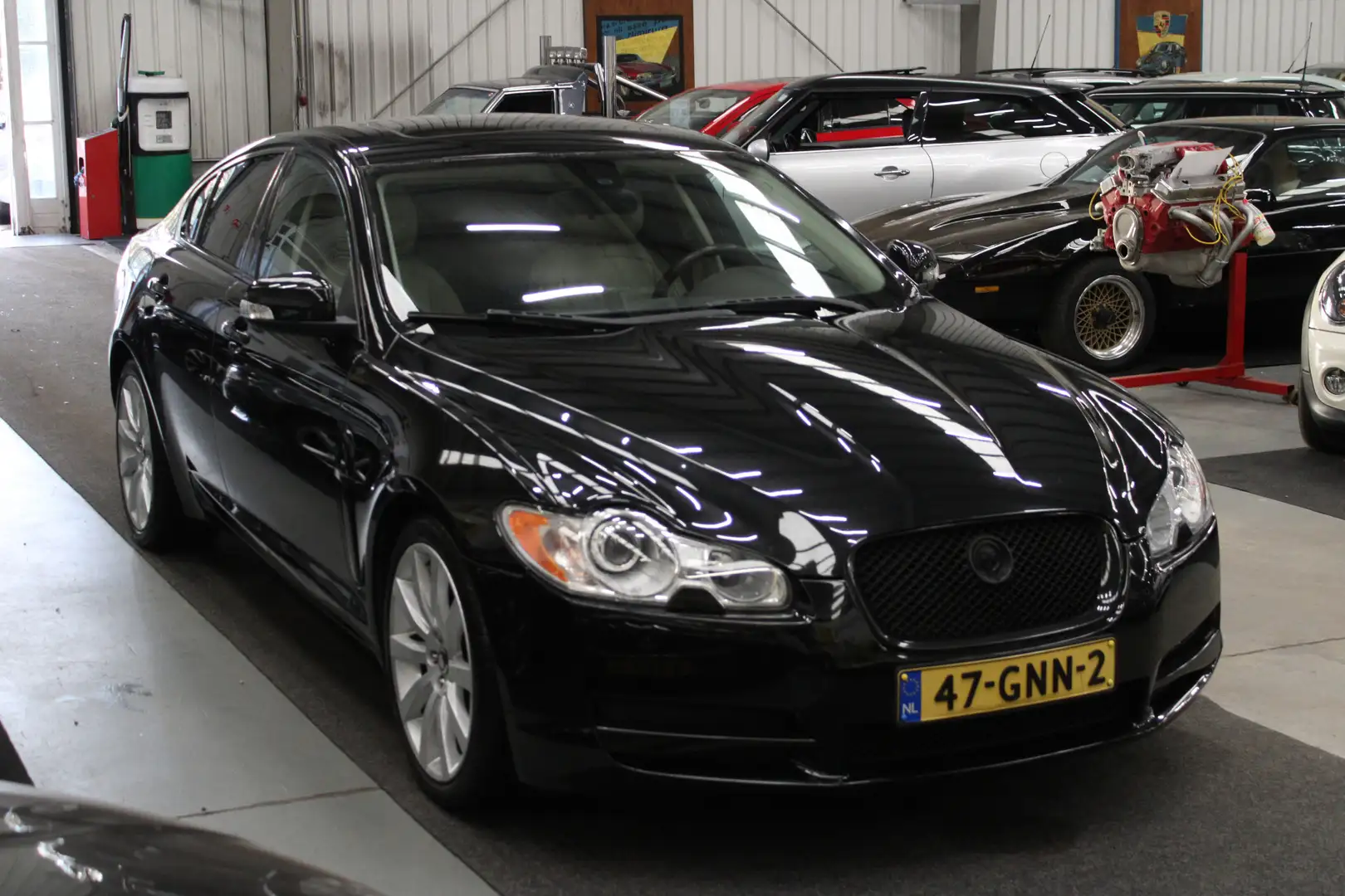 Jaguar XF 3.0 V6 Premium Luxury Automaat Airco, Cruise Contr Black - 2