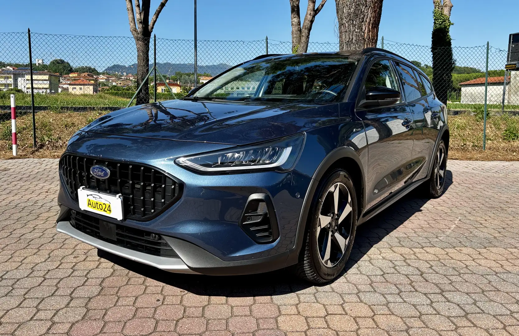 Ford Focus Focus Active SW 1.0 ecoboost h Design 125cv Blu/Azzurro - 1