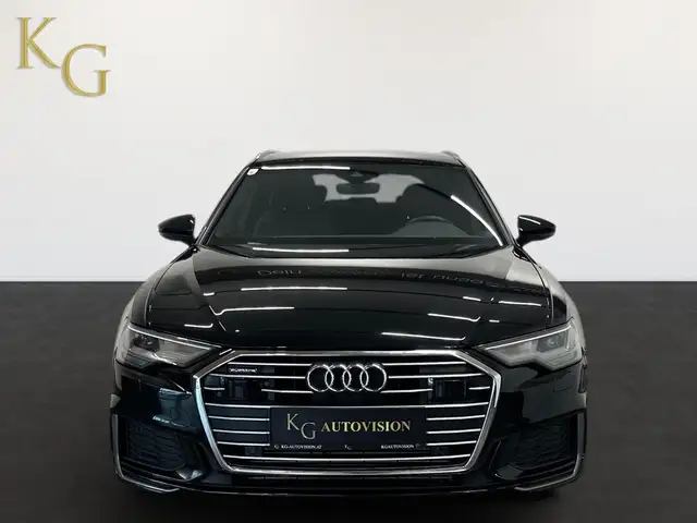 Audi A6 view 11