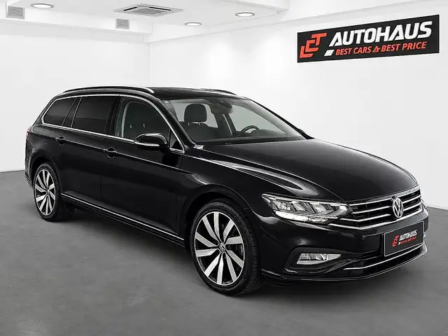 Volkswagen Passat view 4