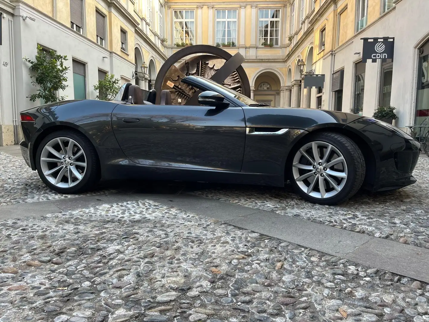 Jaguar F-Type F-Type Cabrio 3.0 V6 S auto E6 Nero - 1