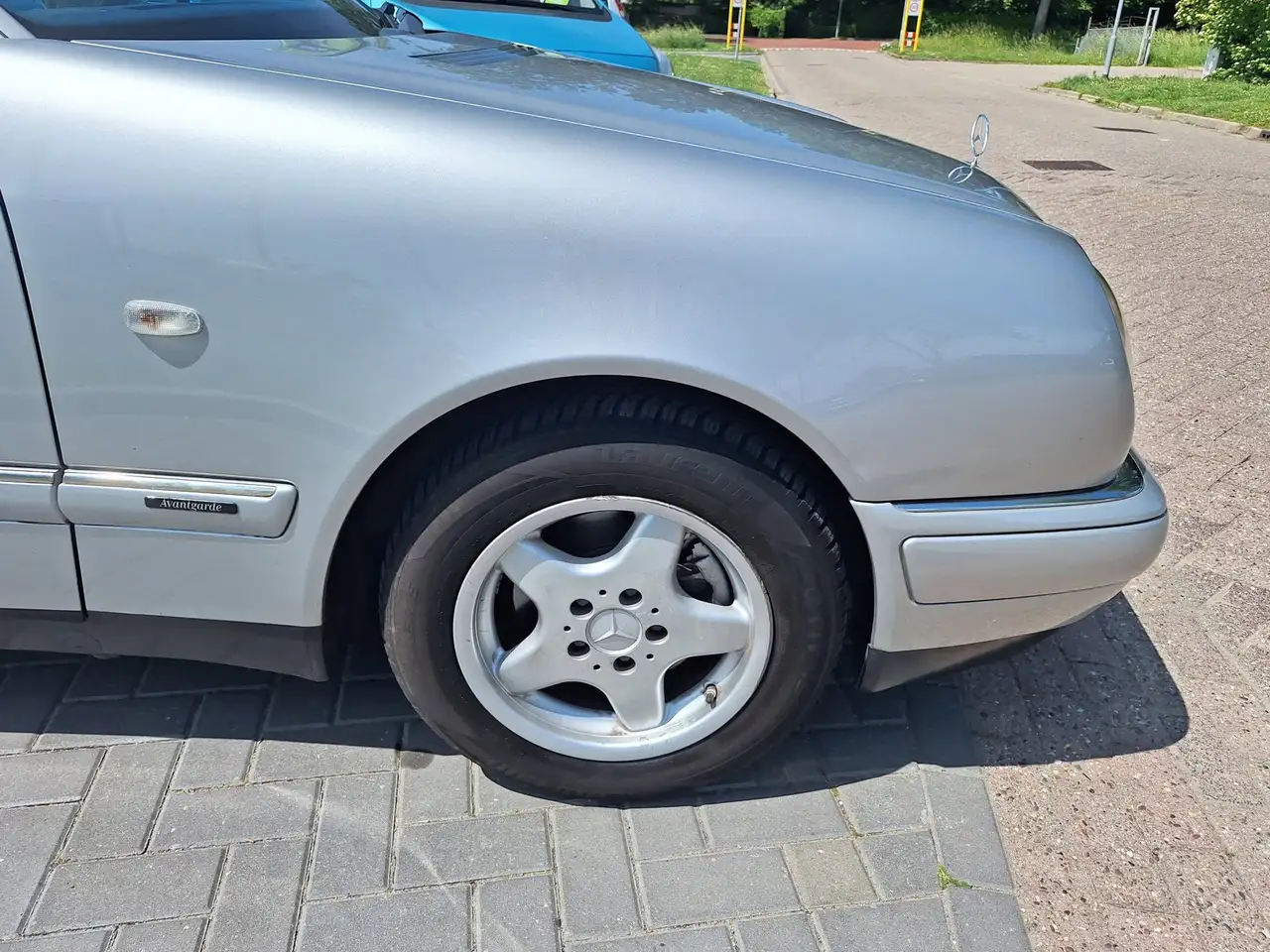 Mercedes-Benz E 230 Avantgarde / Zeer nette auto / APK mei 2028, foto 3