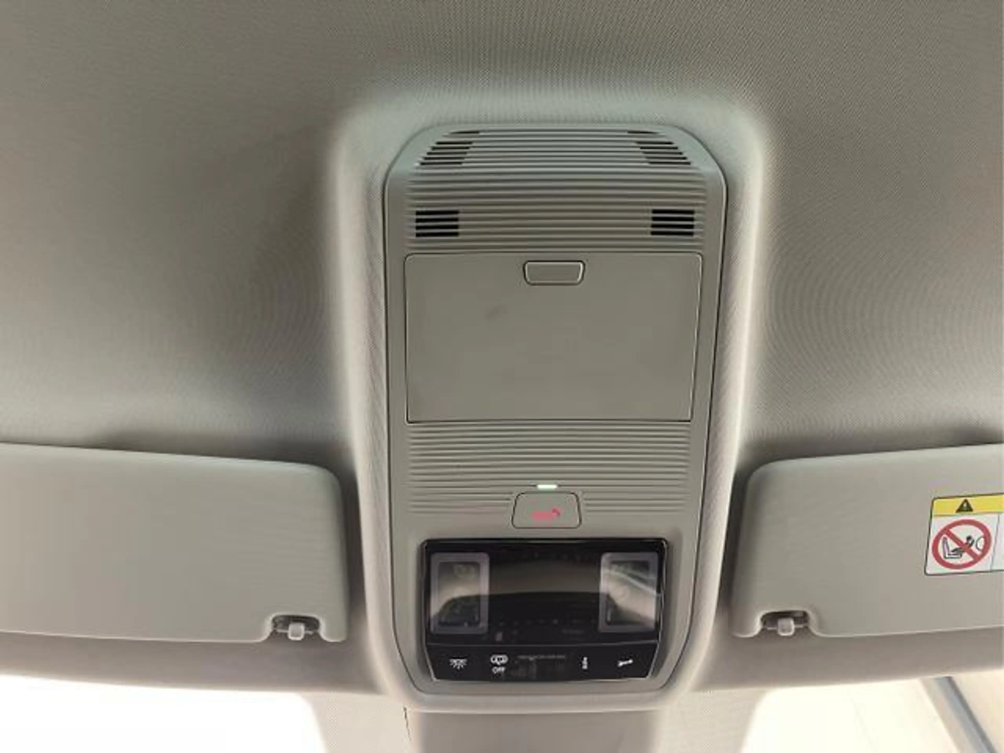 Skoda Octavia Combi Essence 150 PS DSG AHK+Sitzheizung 1.5 TSI m — photo 11