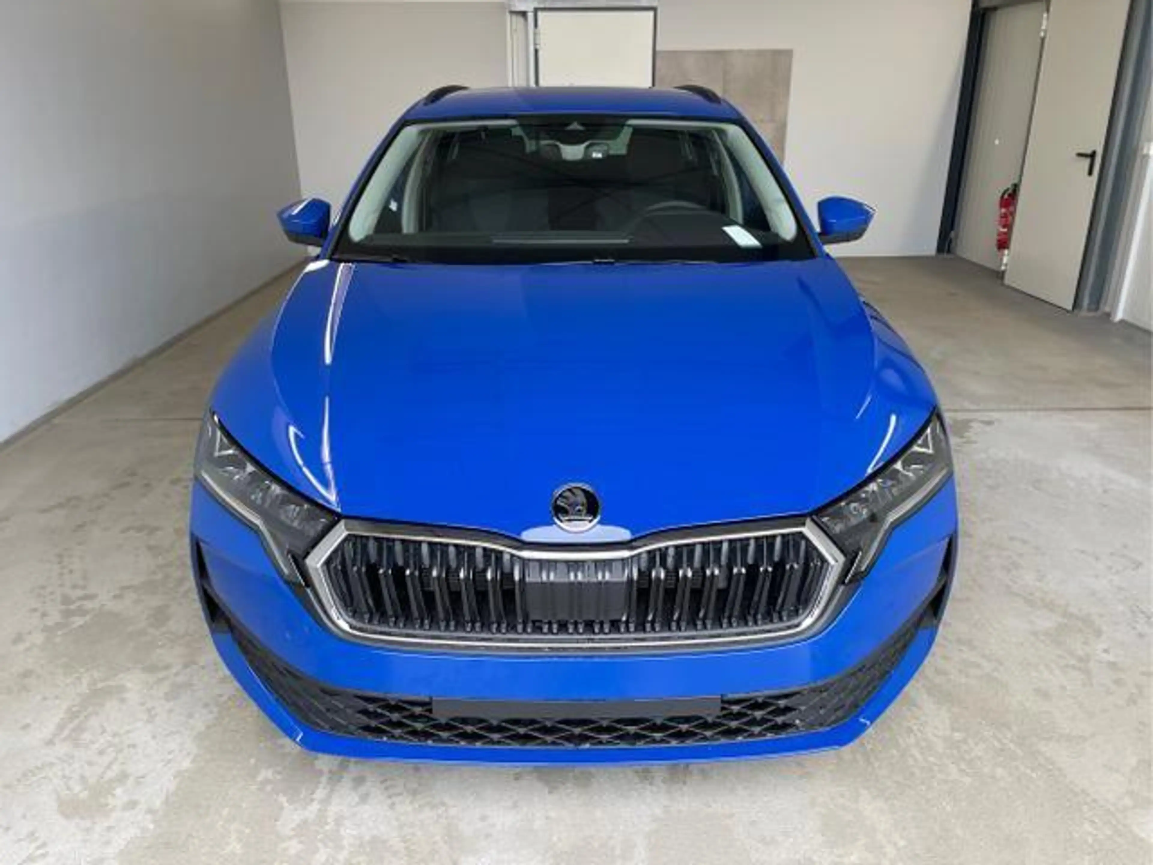 Skoda Octavia Combi Essence 150 PS DSG AHK+Sitzheizung 1.5 TSI m — photo 2