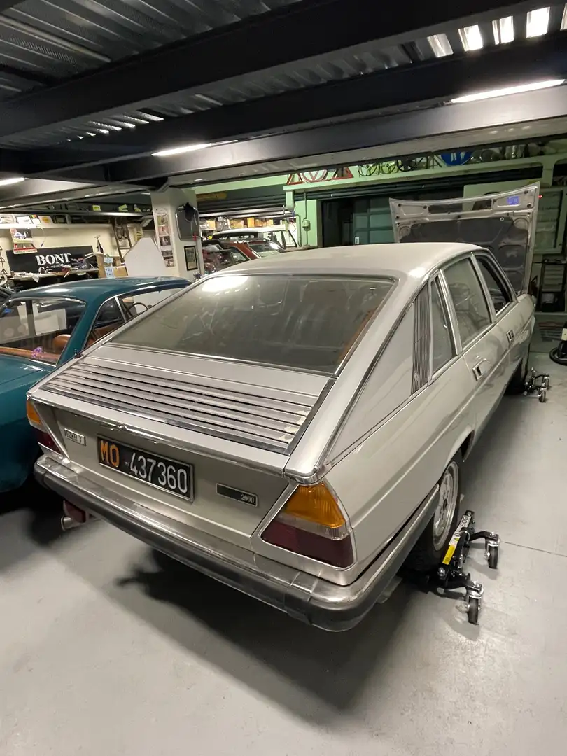 Lancia Gamma Berlina 2000 - 2