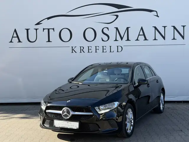 Mercedes-Benz A 250 e 8G-DCT Progressive 1HAND*PDC*CARPLAY