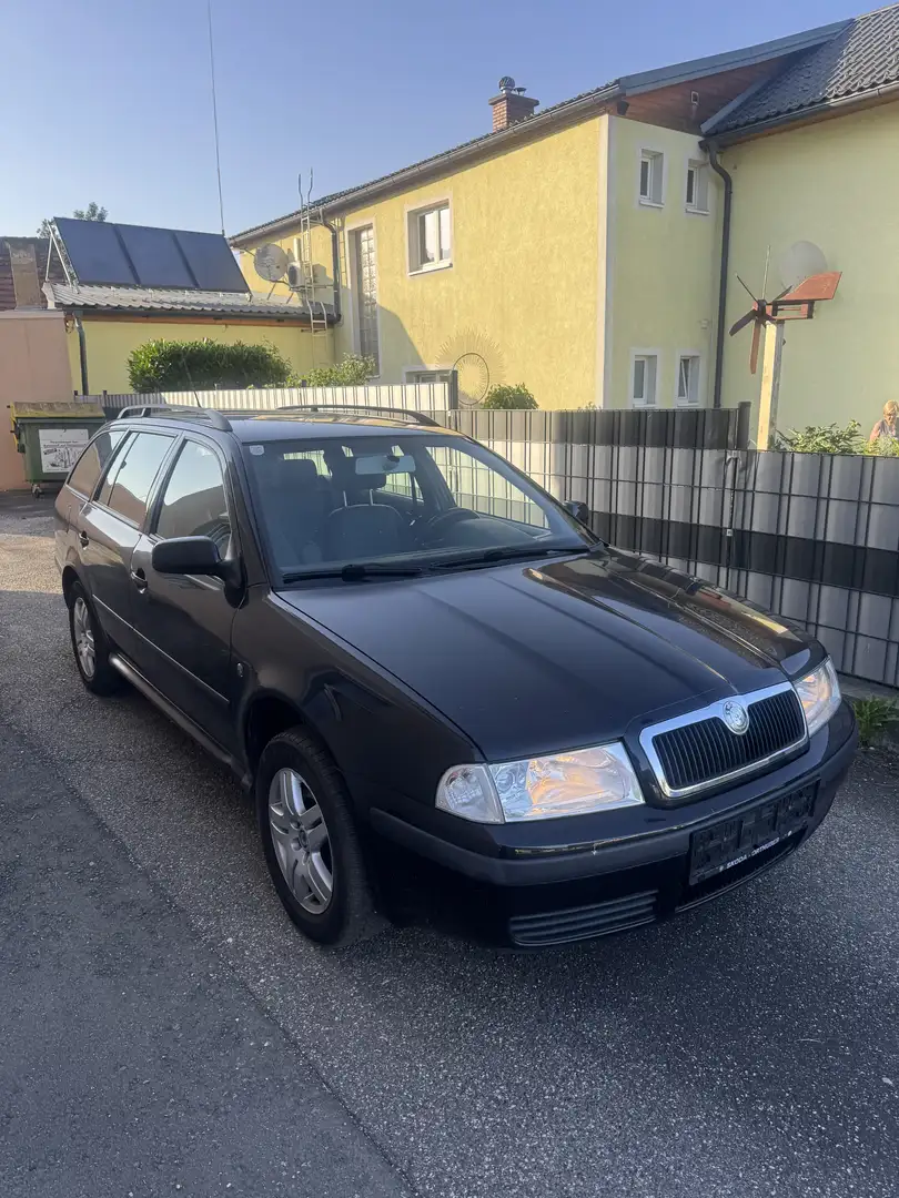 Skoda Octavia Combi 2,0 Ambiente 4x4 - 2