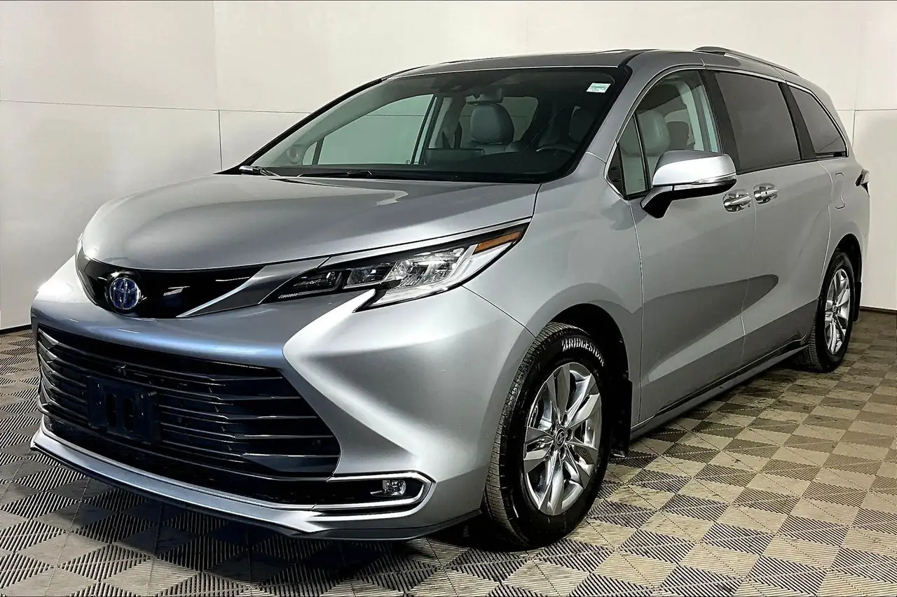 2024 Toyota Sienna