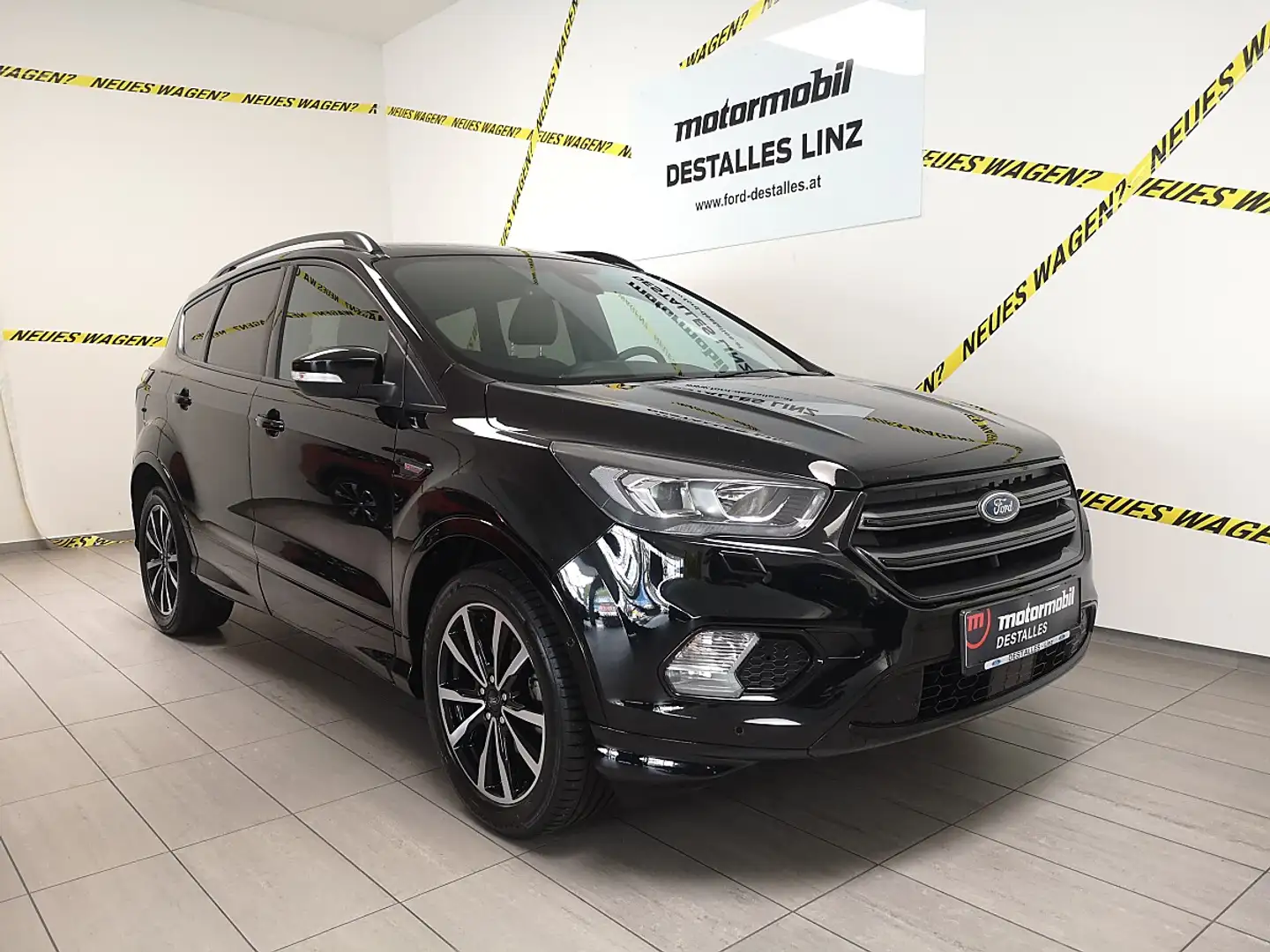 Ford Kuga 1,5 TDCi ST-Line Schwarz - 1