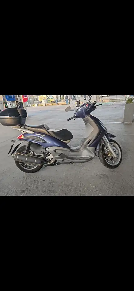Piaggio Beverly 500