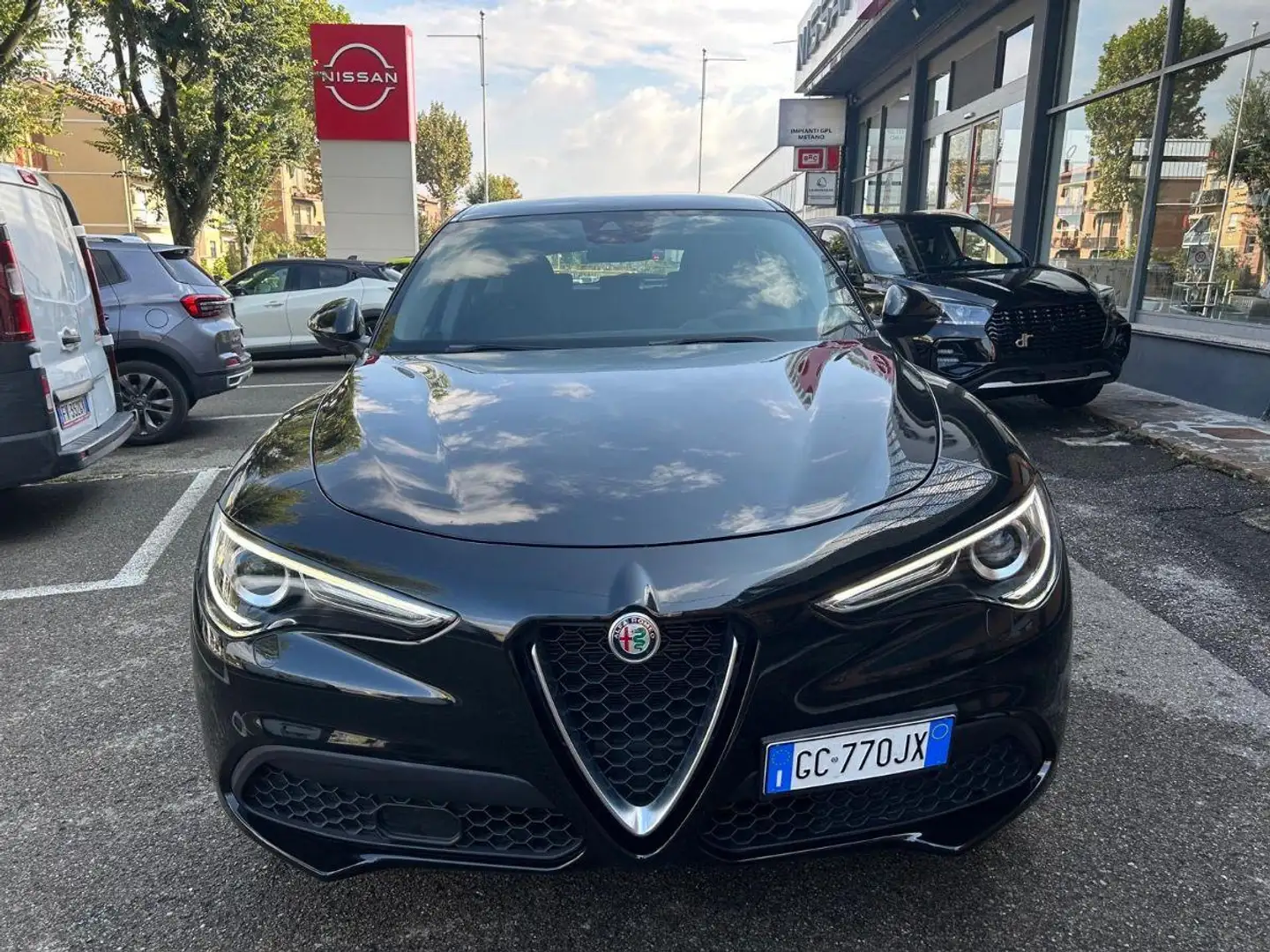 Alfa Romeo Stelvio 2.2 T.diesel 190 CV AT8 Q4 Business MOTORE NUOVO Nero - 2