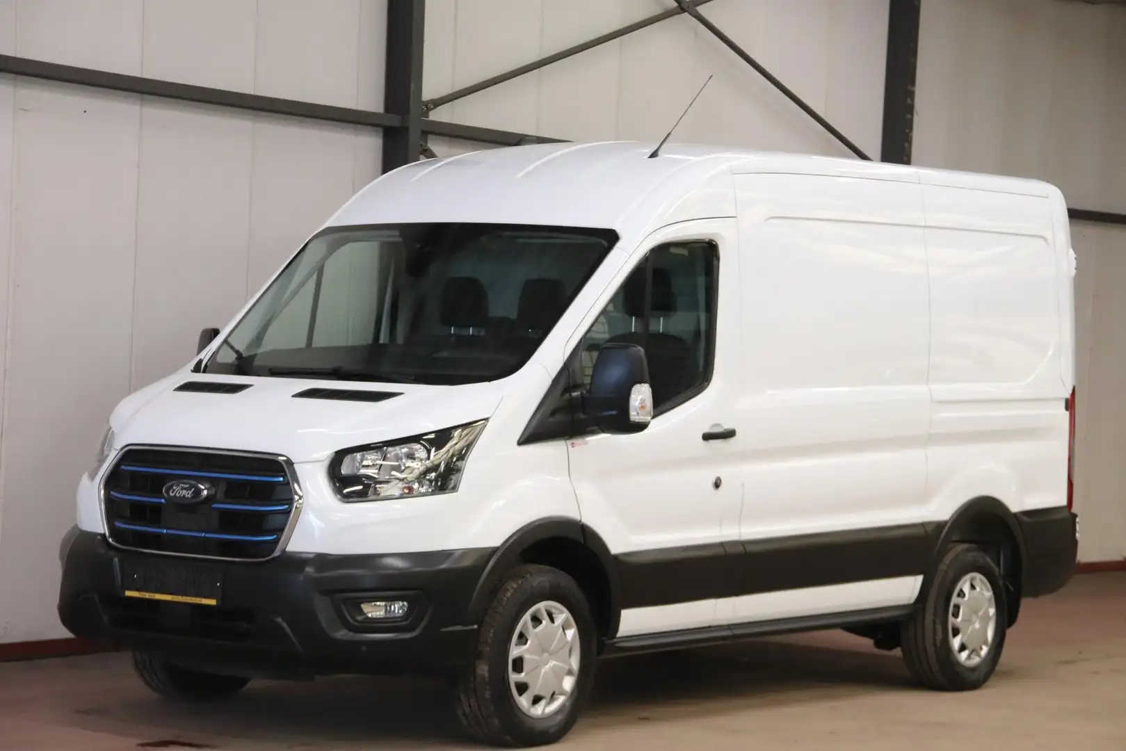Ford E-Transit 350 L2H2 Trend 68 kWh ELEKTRISCH NAVIGATIESYSTEEM Alb - 1