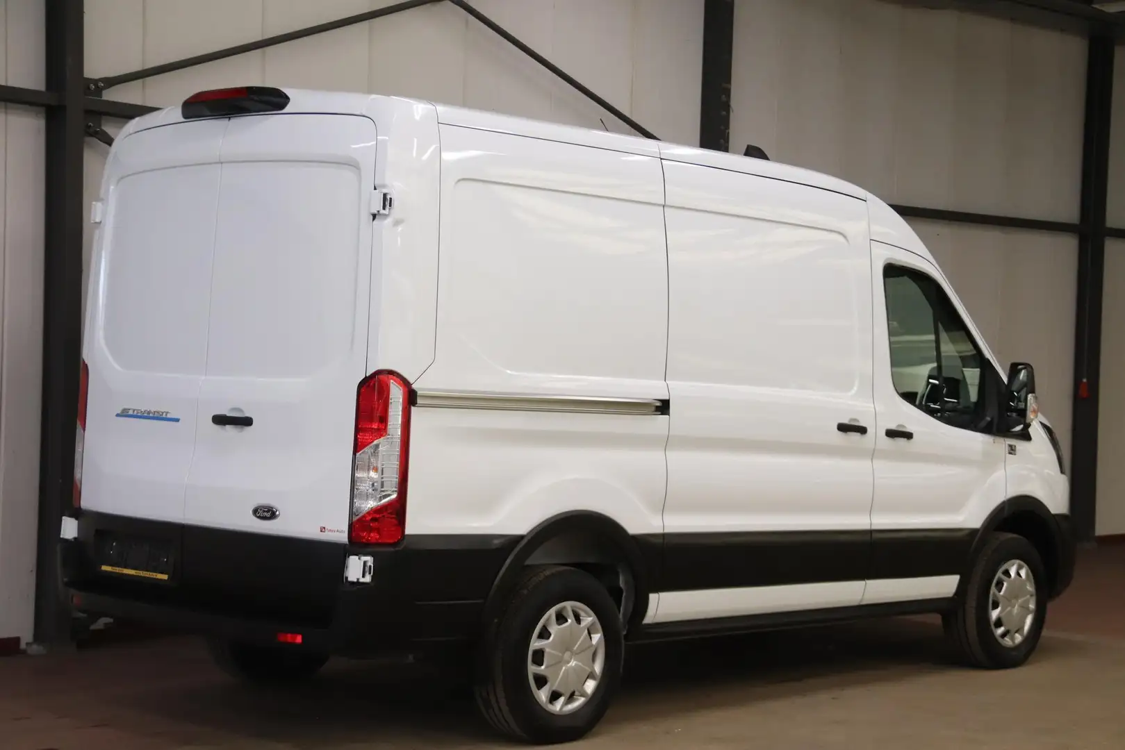Ford E-Transit 350 L2H2 Trend 68 kWh ELEKTRISCH NAVIGATIESYSTEEM Alb - 2