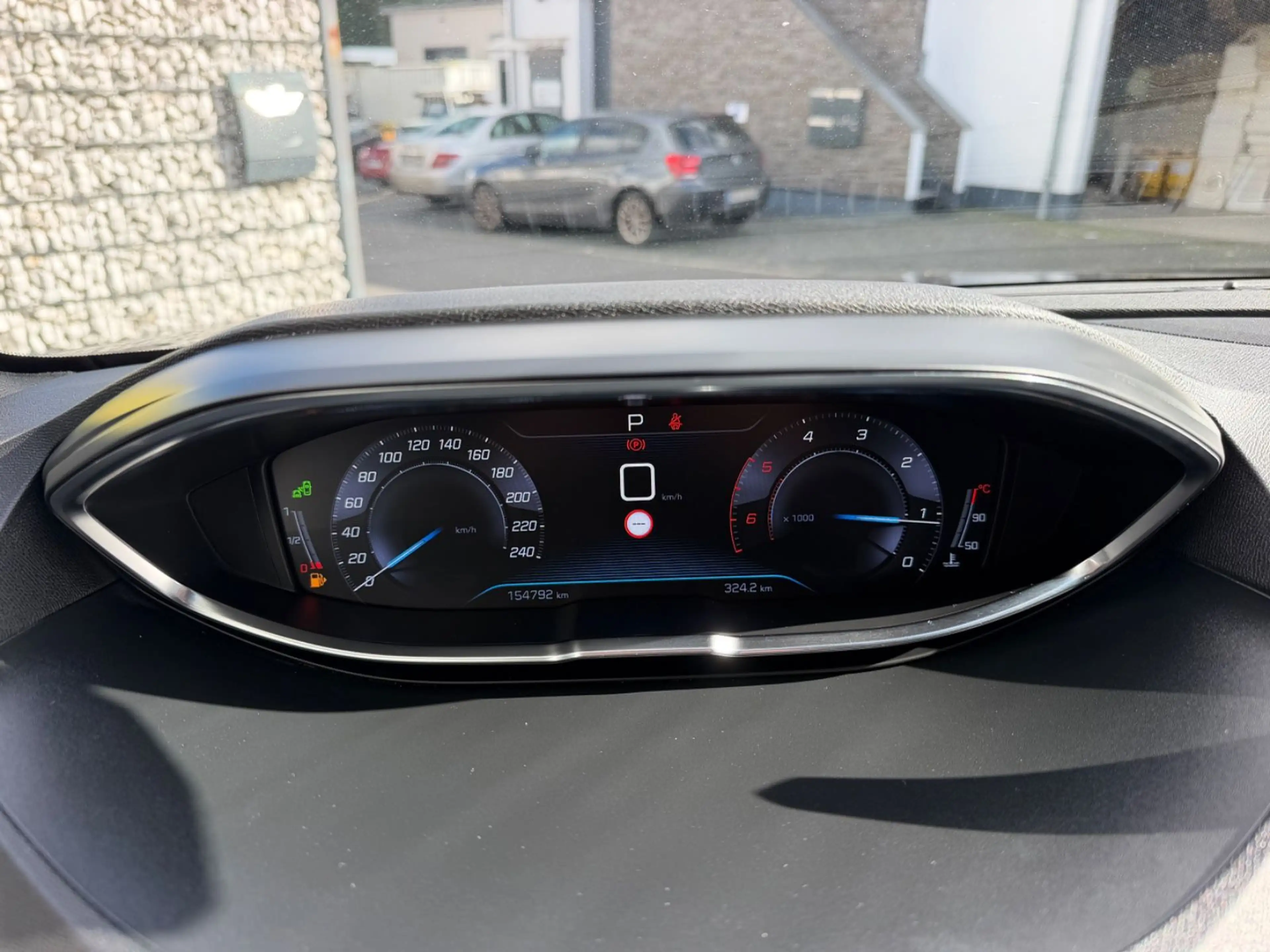 Peugeot 5008 GT 2.0 Blue HDI 180 — photo 14