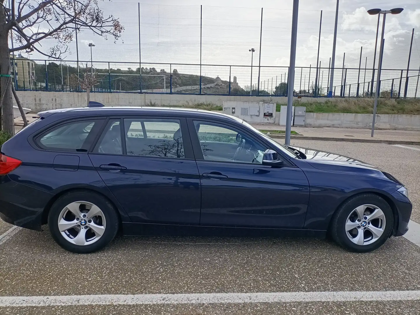 BMW 320 320d Touring eff.dynamics Blu/Azzurro - 2