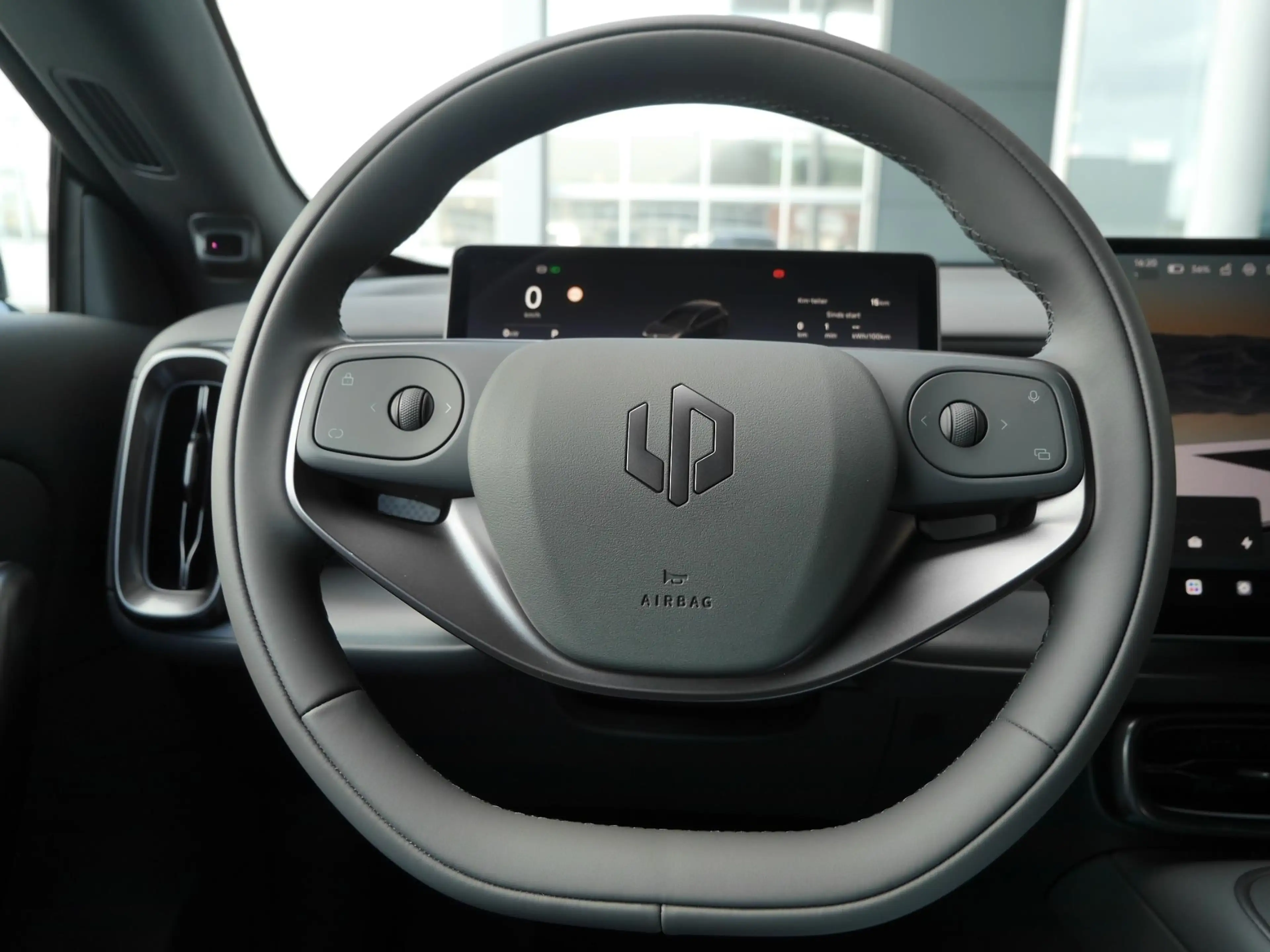 Leapmotor B05 ProMax Design 67.1 kWh | Panoramadak | Elektrisch — photo 13