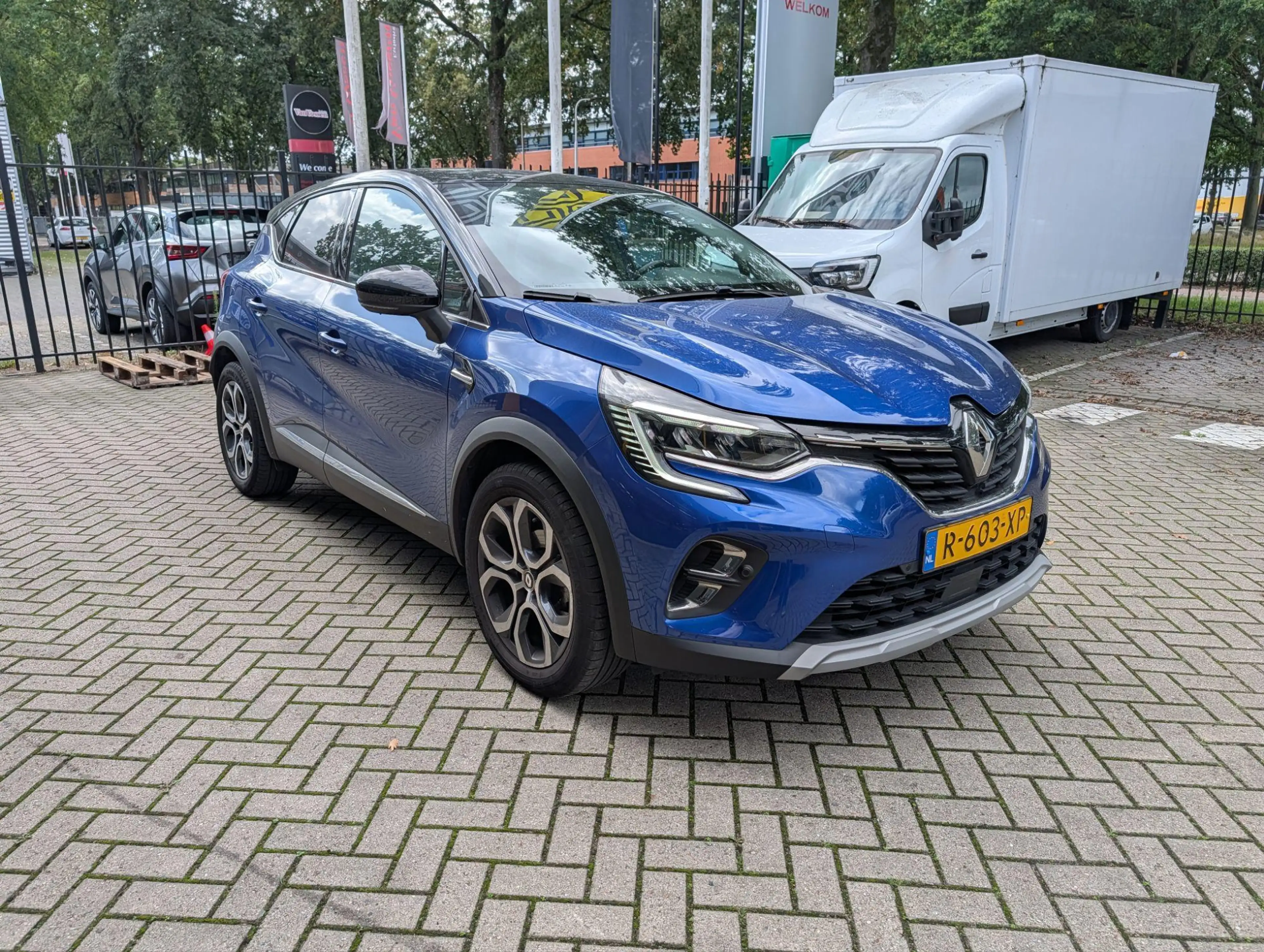 Renault Captur 1.0 TCe 90 techno — photo 3