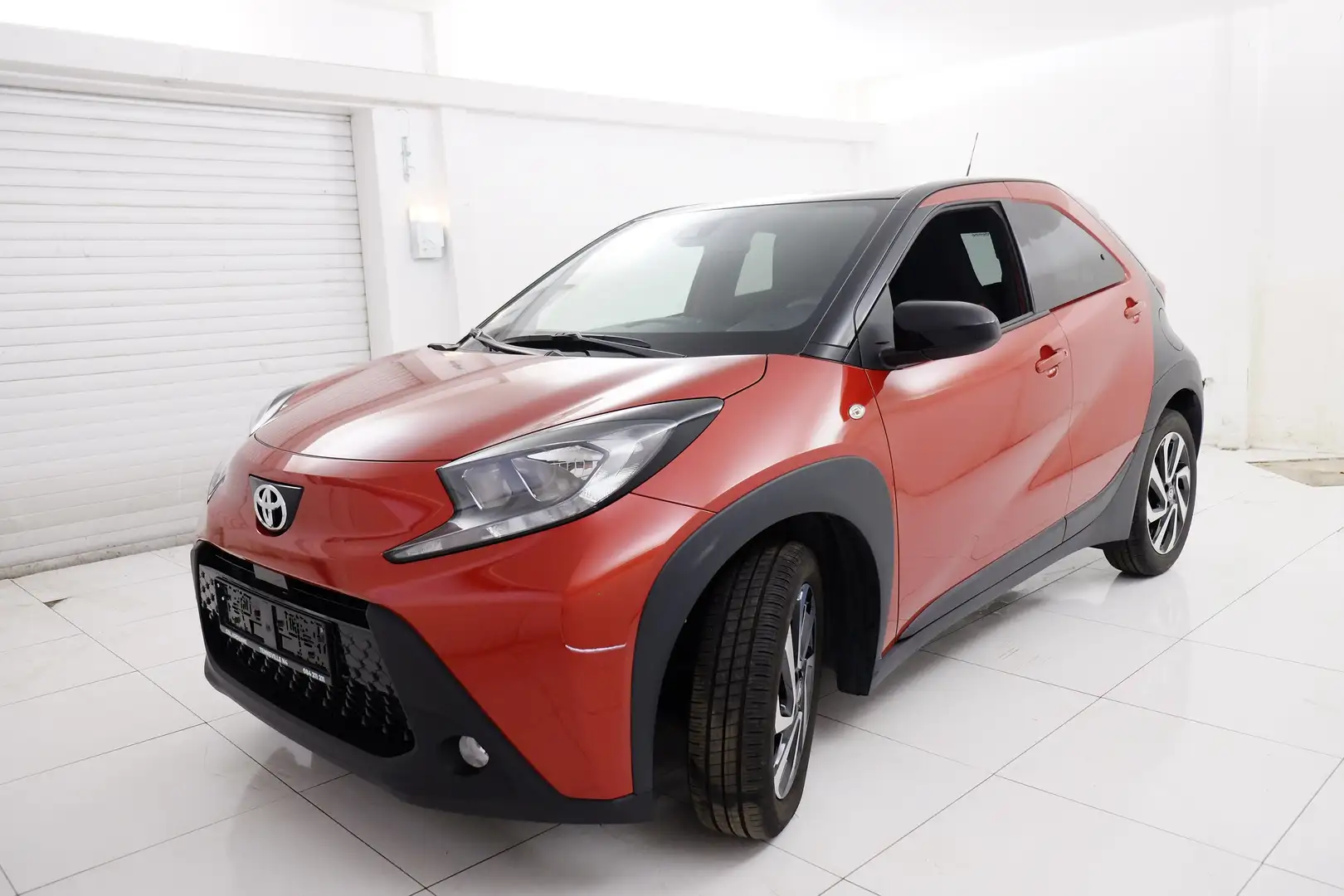 Toyota Aygo X 1.0i VVT-i # AUTOMATIQUE # Airco, caméra, GPS Червоний - 2