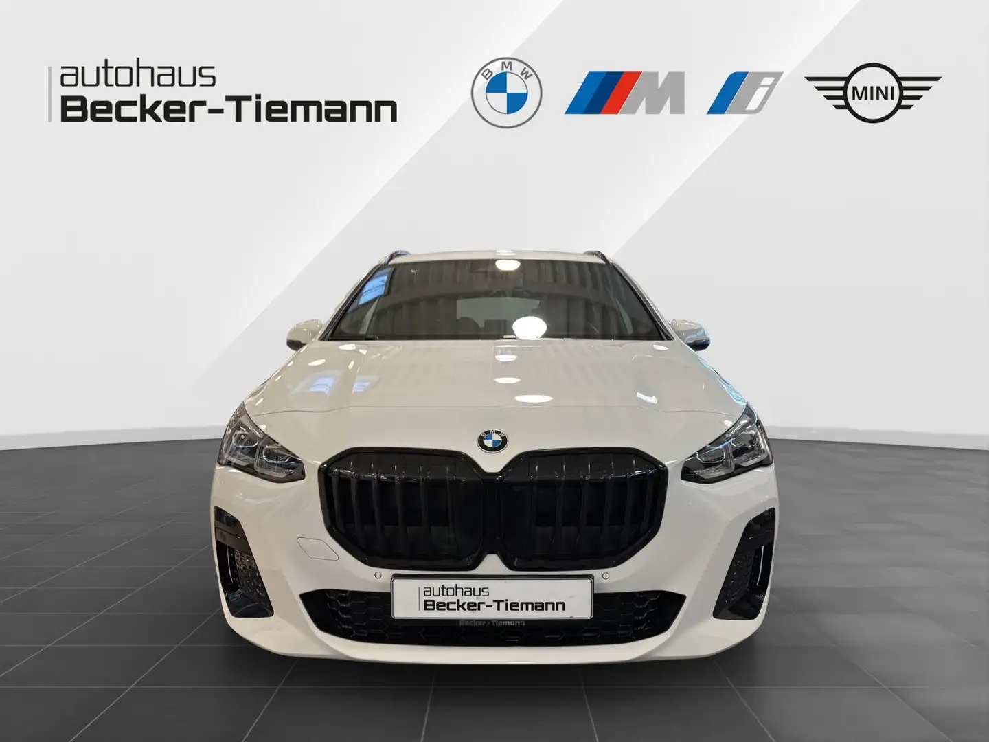 BMW 218 i Active Tourer - UPE 46.020,00€ #exclusive Weiß - 2