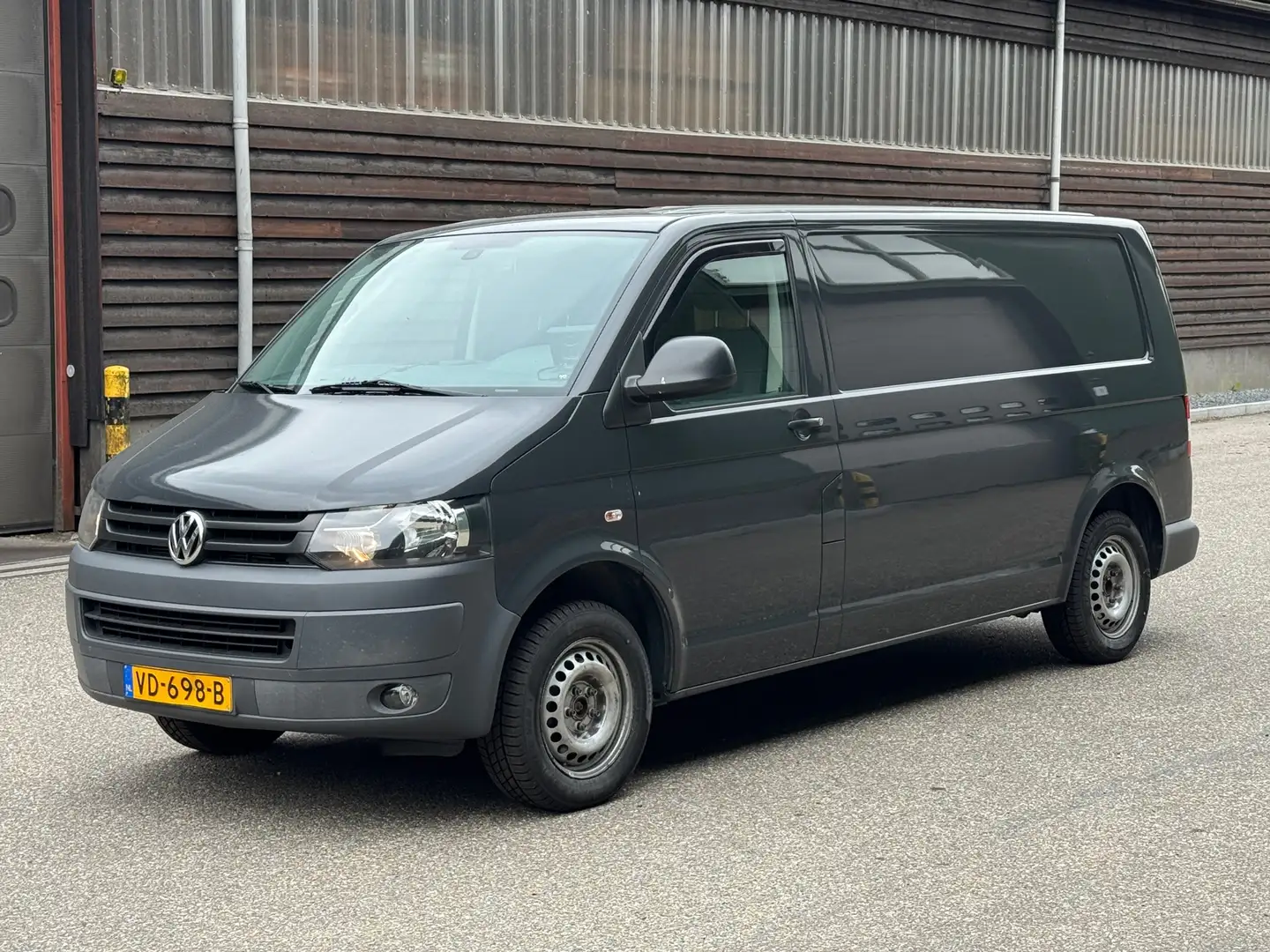 Volkswagen Transporter 2.0 TDI L2H1 Gris - 1