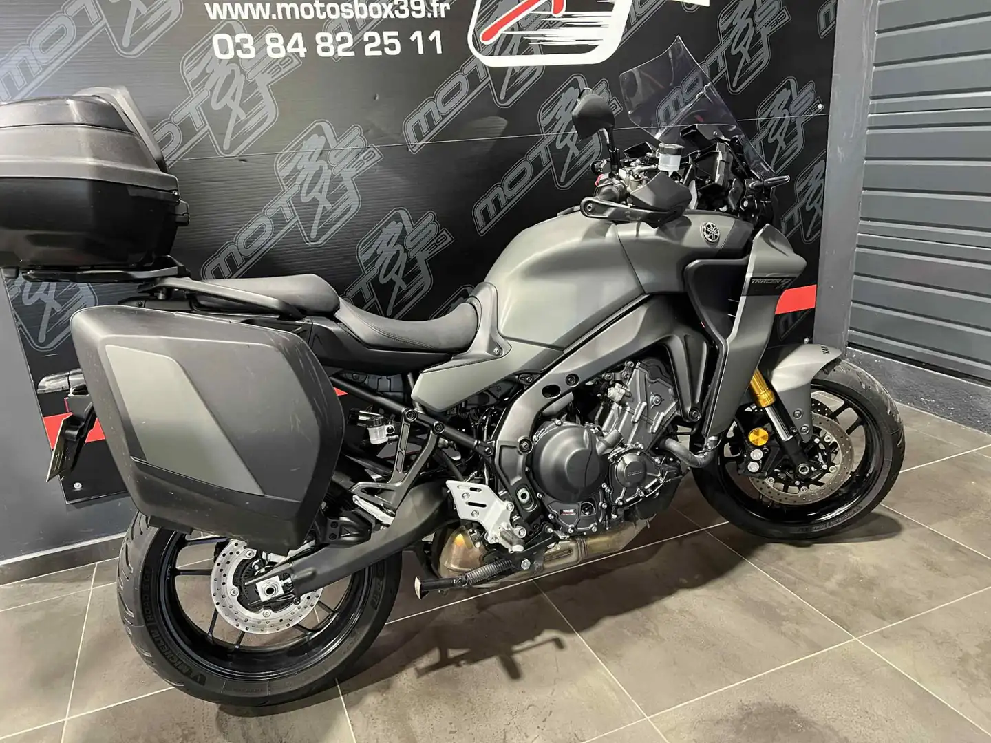 Yamaha Tracer 9 GT Gris - 2