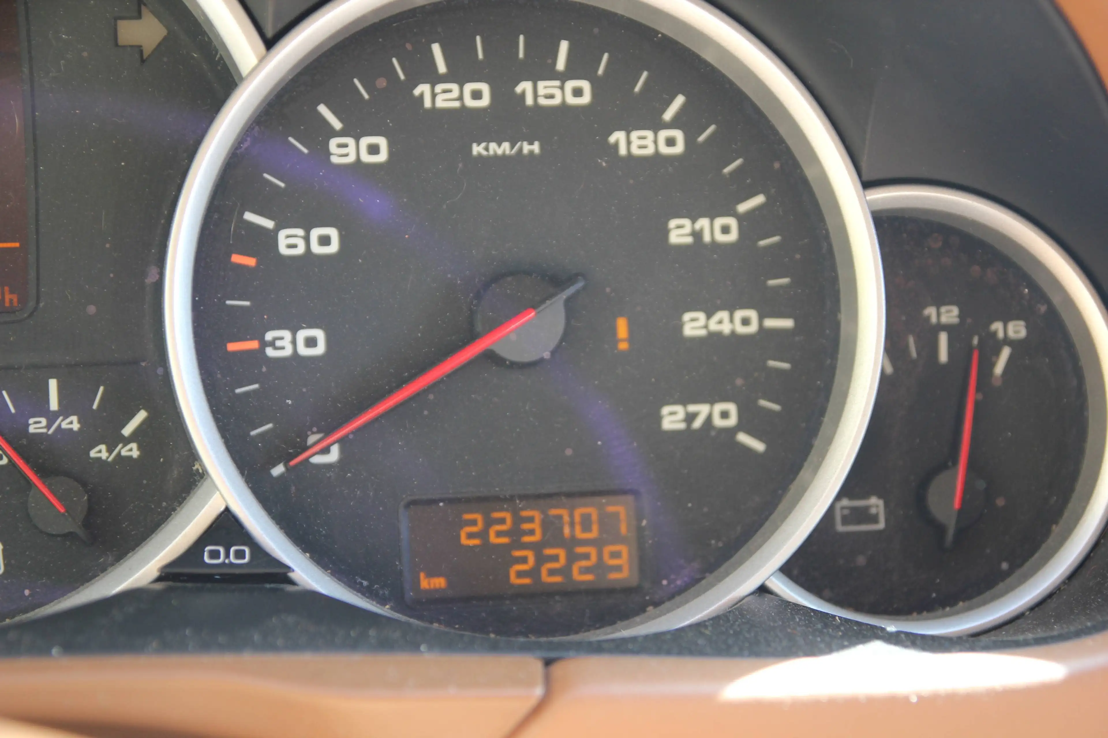 Porsche Cayenne S — photo 13