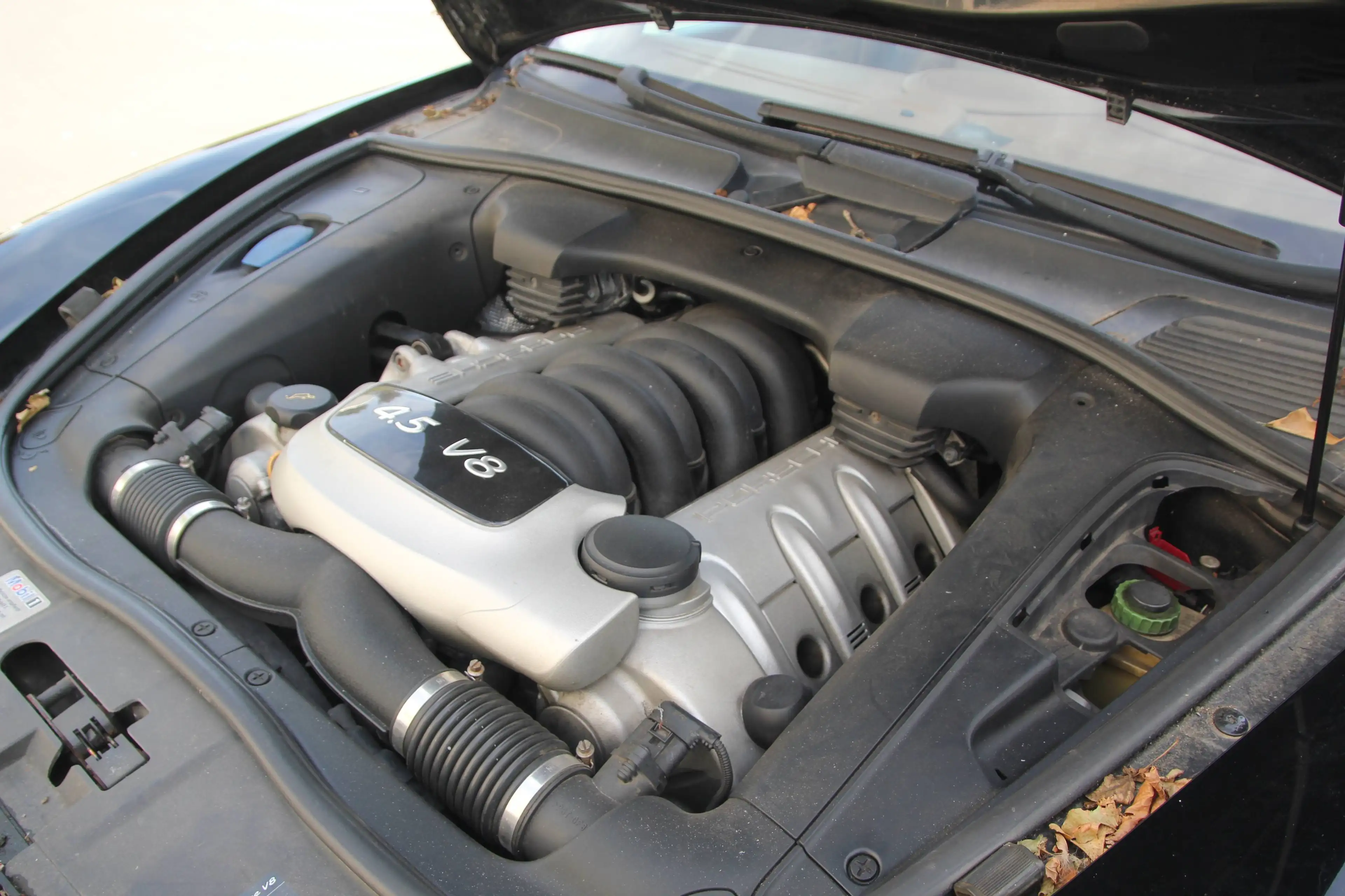 Porsche Cayenne S — photo 15