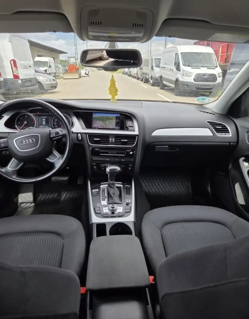 Audi A4 Avant 2.0 TDI DPF multitronic Attraction - 2