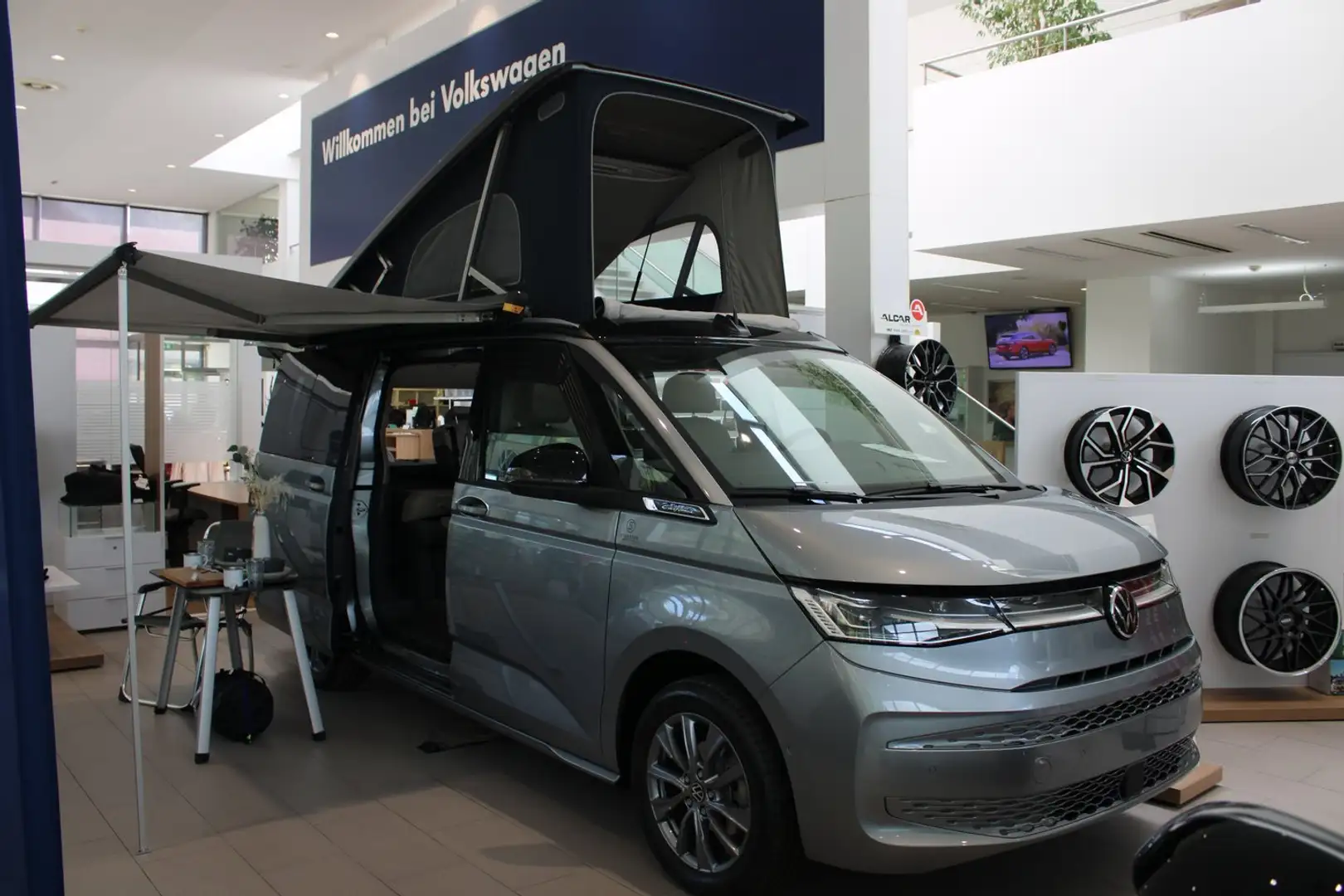 Volkswagen T7 California VW T7 California Ocean TDI Silber - 1