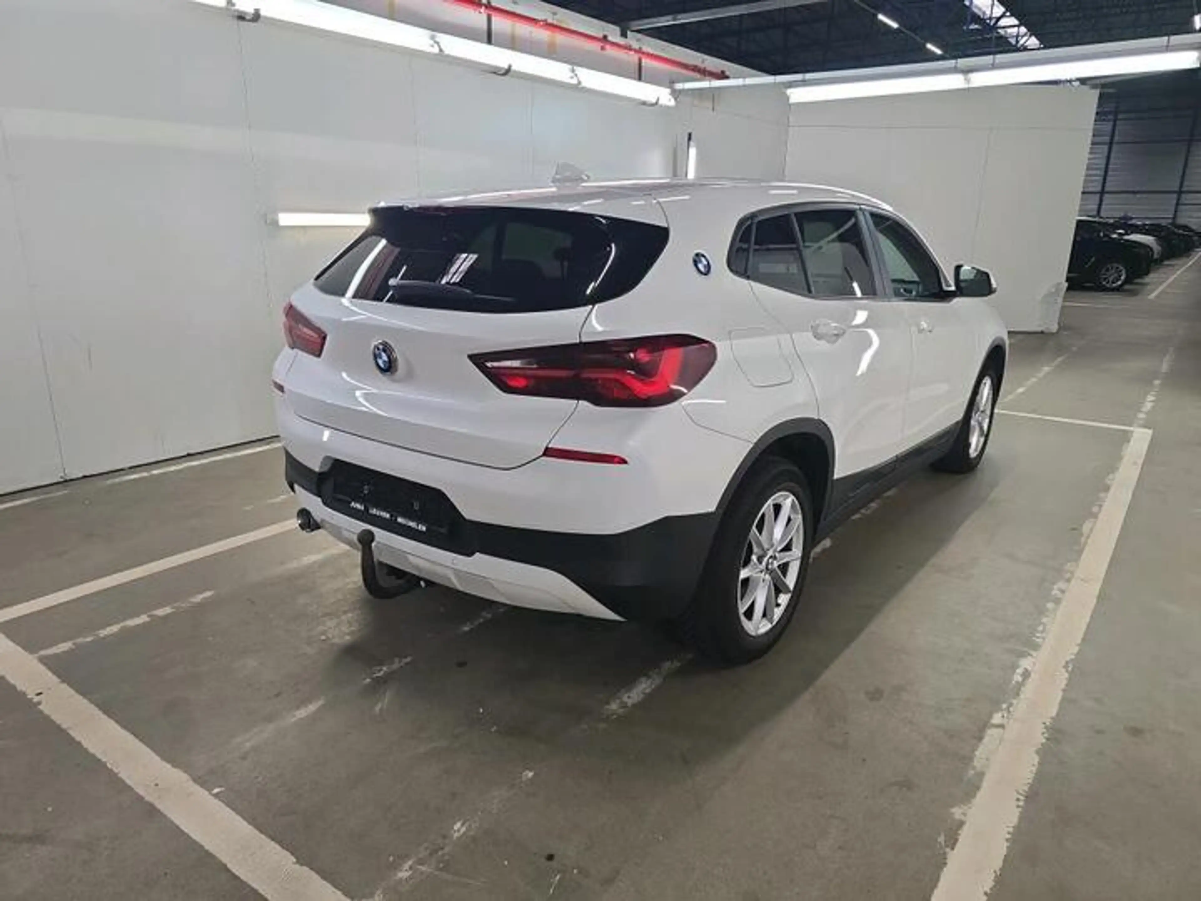 BMW X2 16d SDrive *PANO-FULL LED-NAVI PRO-CRUISE-PARKING* — photo 5