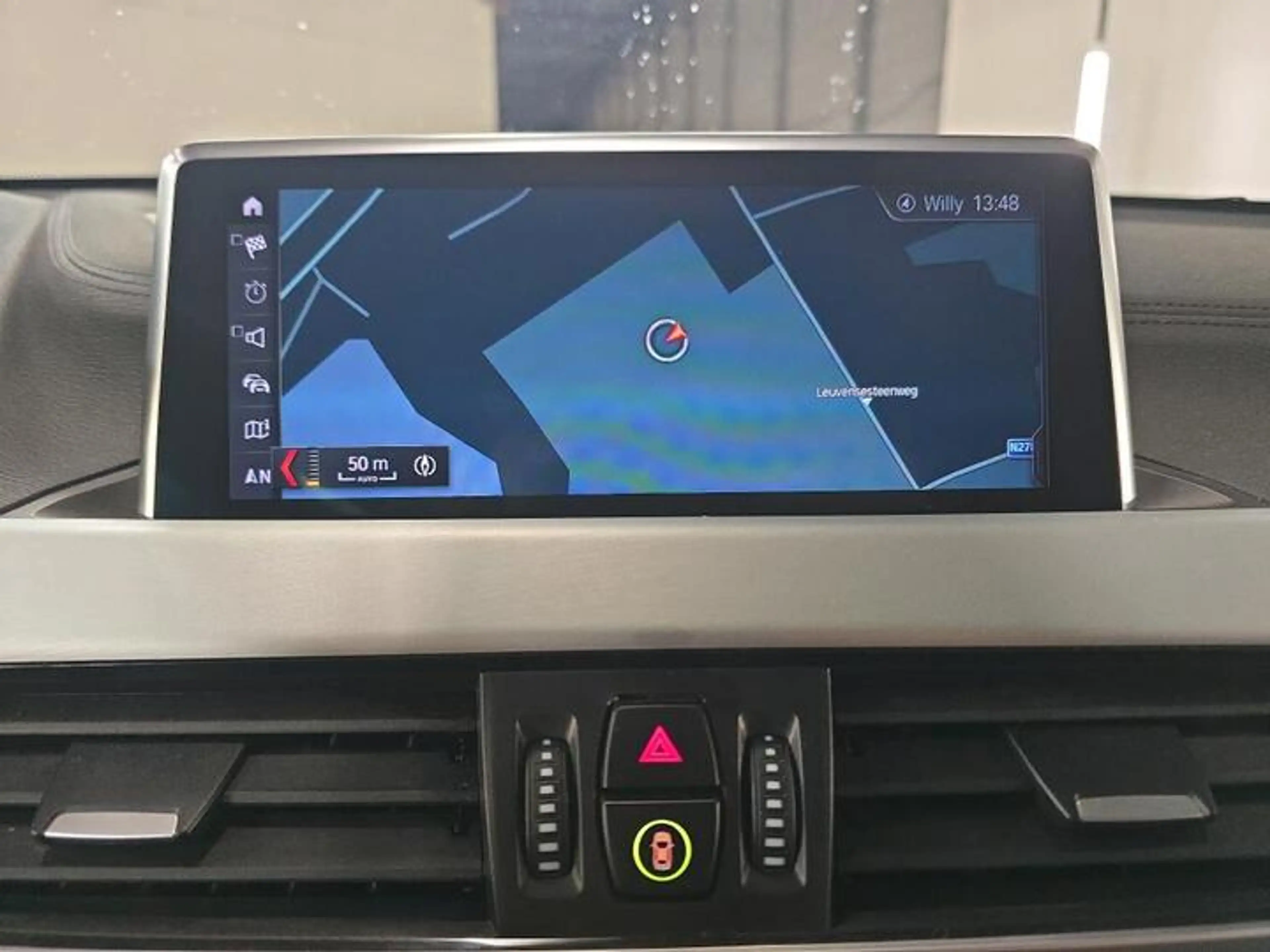 BMW X2 16d SDrive *PANO-FULL LED-NAVI PRO-CRUISE-PARKING* — photo 7
