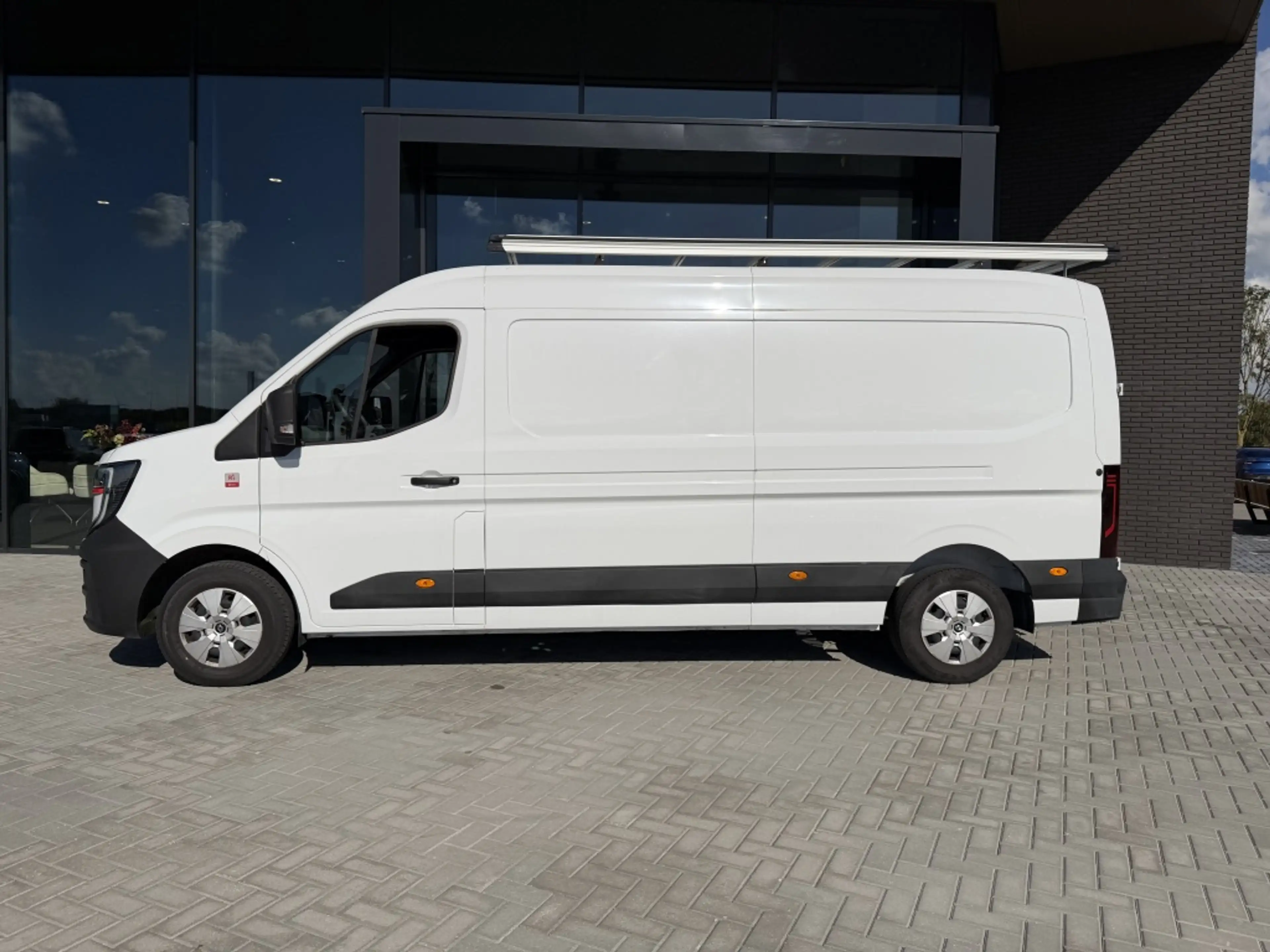 Renault Master T35 2.0dCi L3H2 | Trekhaak | Imperiaal | Ladder |
