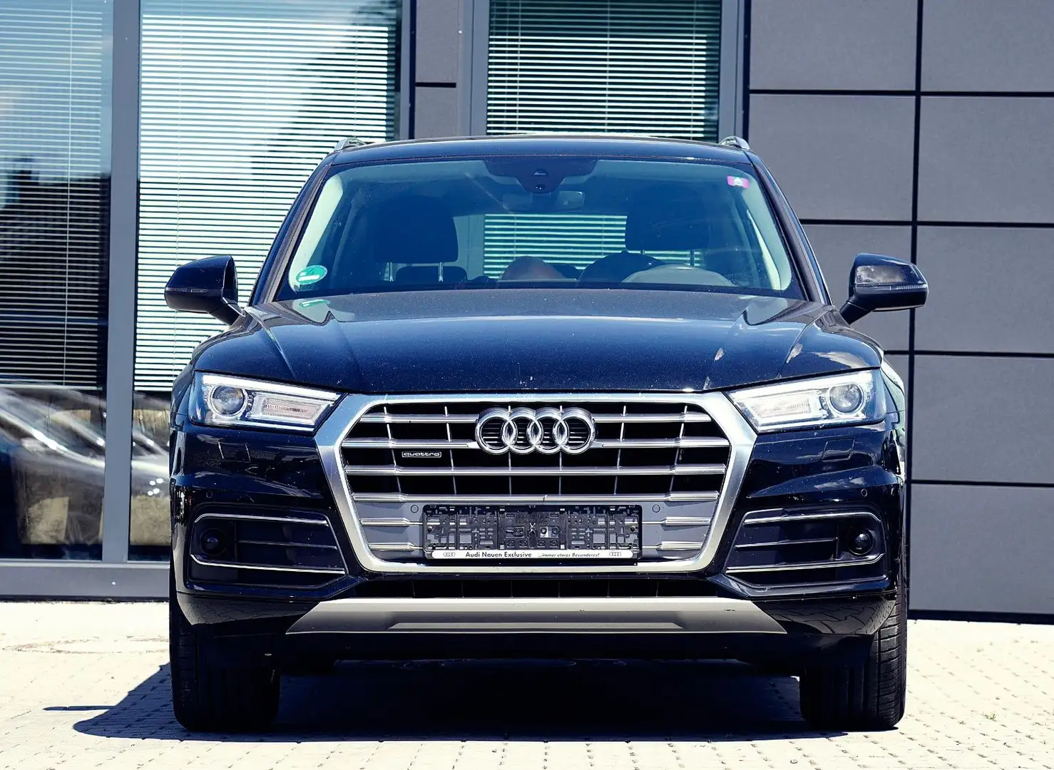 Audi Q5 40 TDI quattro sport + 2 JAHRE GARANTIE * Czarny - 1