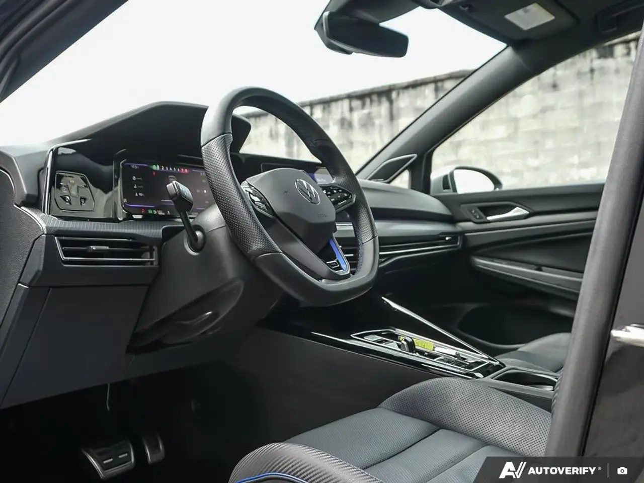 Volkswagen Golf R снимка Volkswagen Golf R