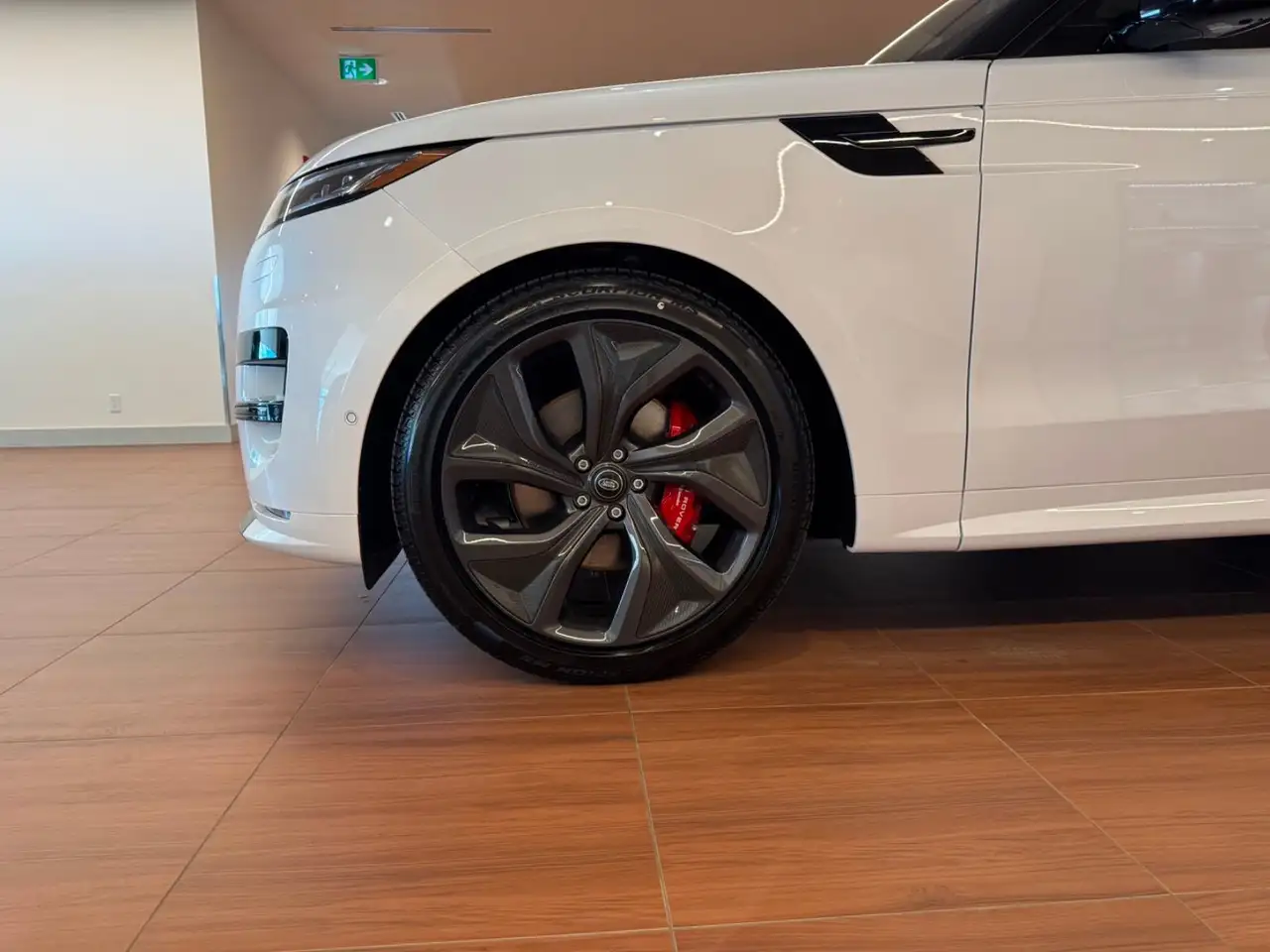 Land Rover Range Rover Sport снимка Land Rover Range Rover Sport