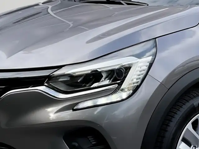 Renault Captur view 5