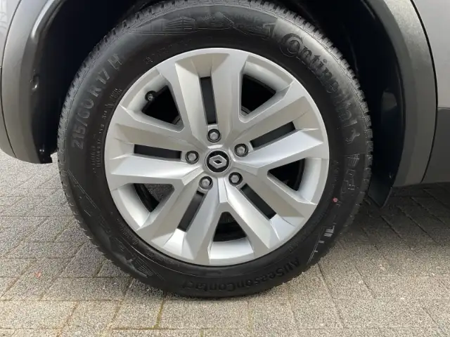 Renault Captur view 15