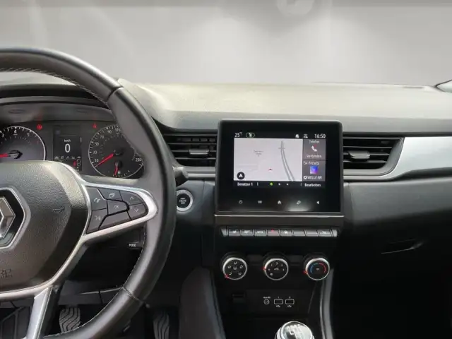 Renault Captur view 9
