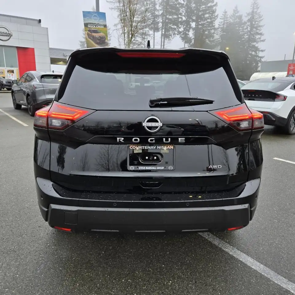 Nissan Rogue снимка Nissan Rogue