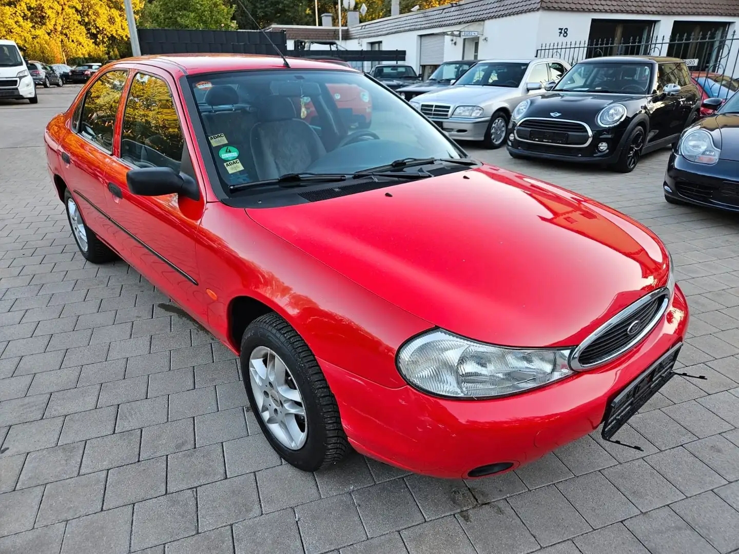Ford Mondeo Rojo - 2