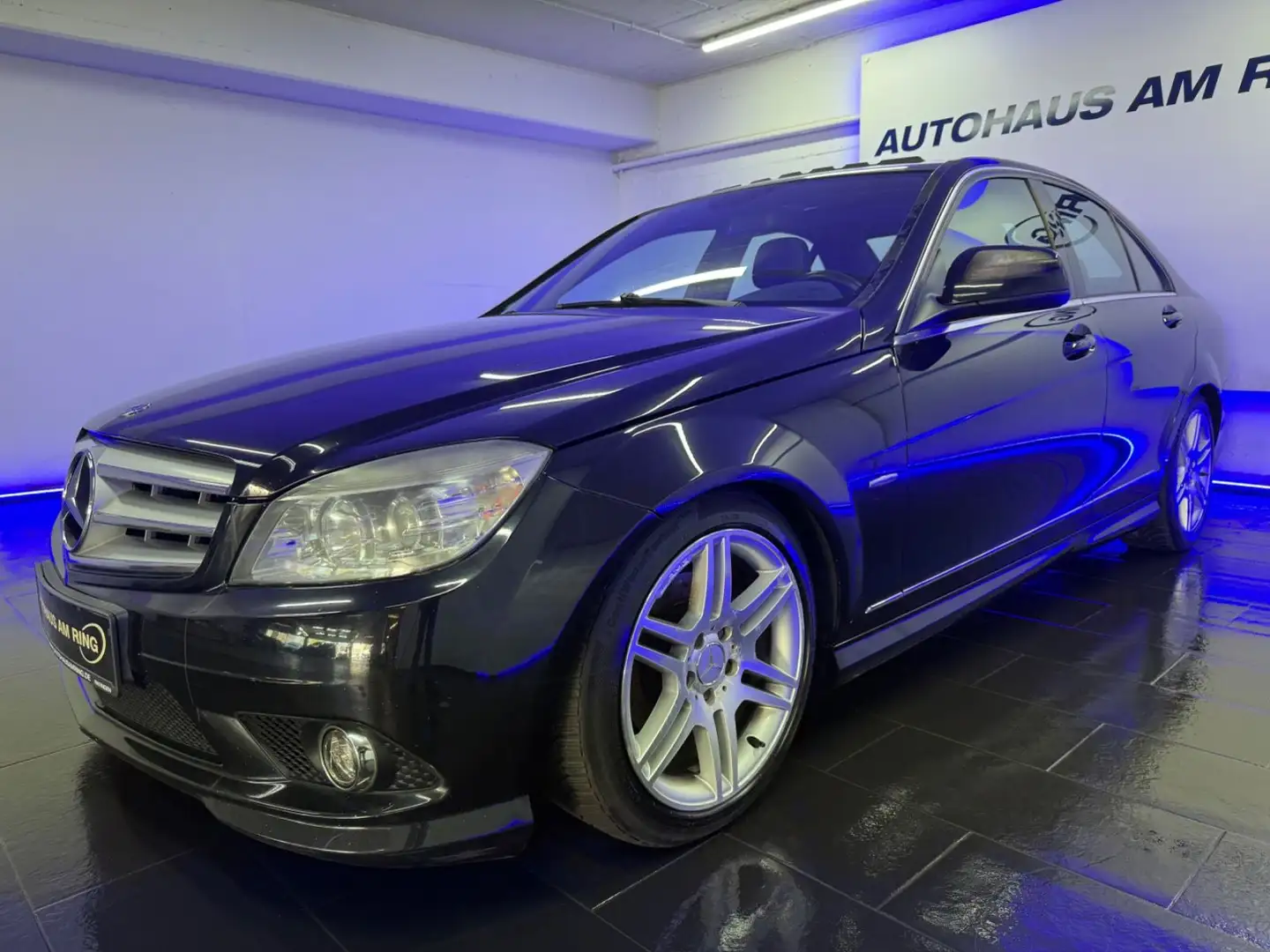 Mercedes-Benz C 200 K AMG Line Avantgarde TEMPO SZHG SHD LEDER Schwarz - 2