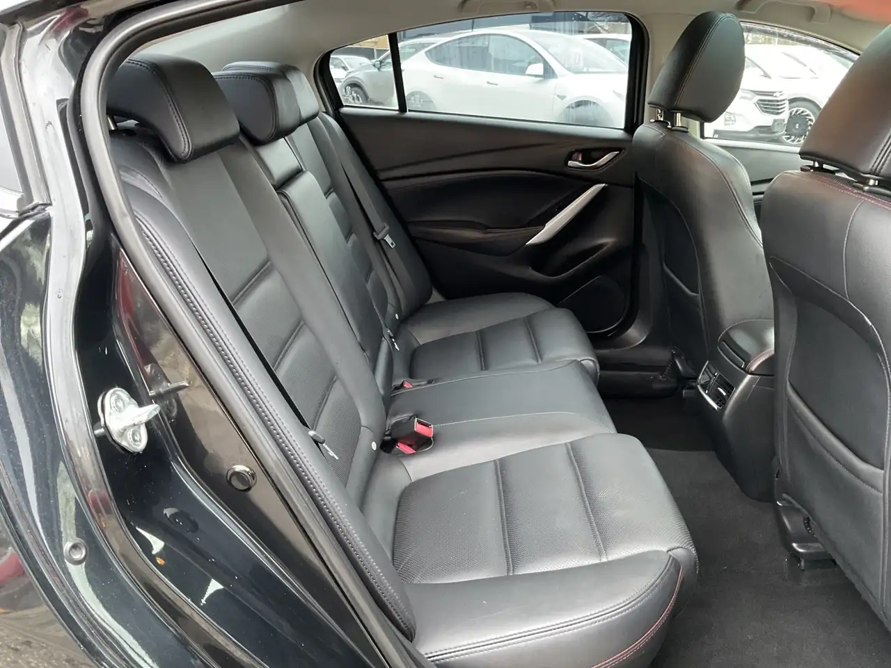 Mazda 6 снимка Mazda 6