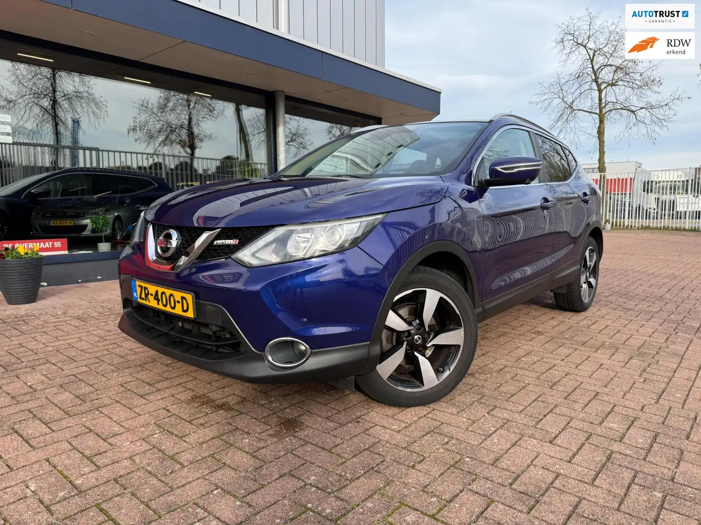 Nissan Qashqai 1.2 Connect | AUT | Keyless | Pano | Navi Blau - 1