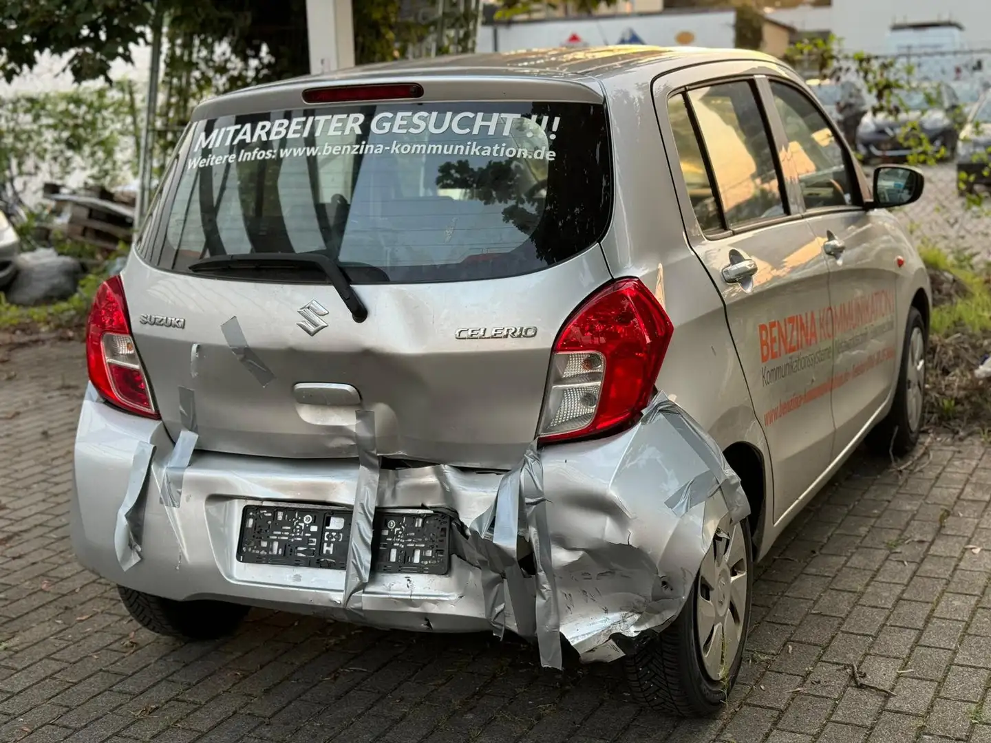 Suzuki Celerio 1.0 AGS Club Silber - 2